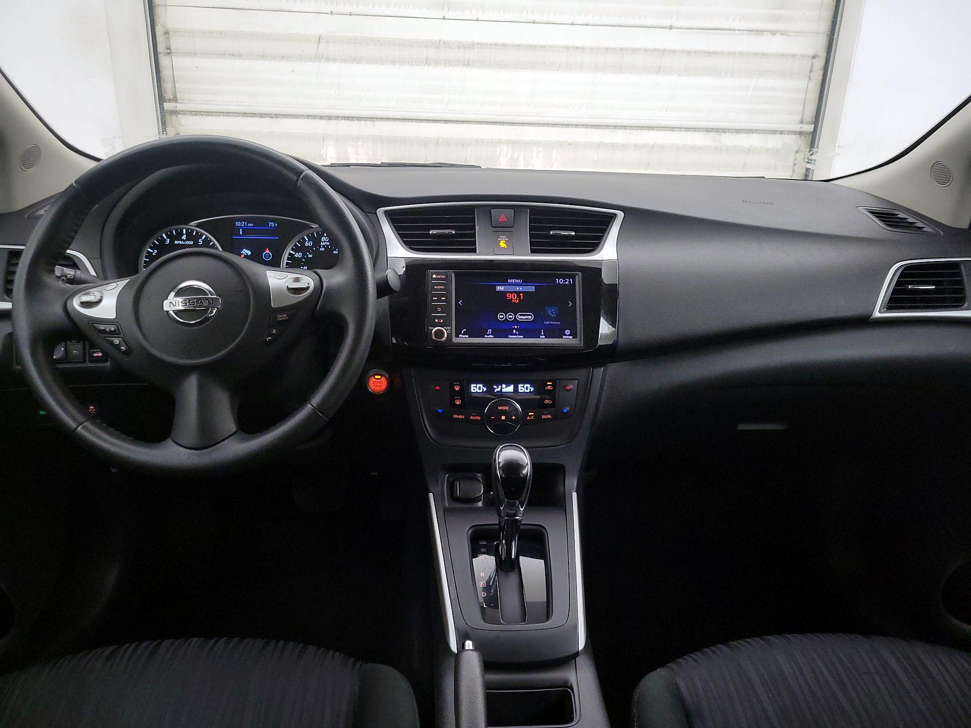 Thumbnail: 2019 Nissan Sentra - 9