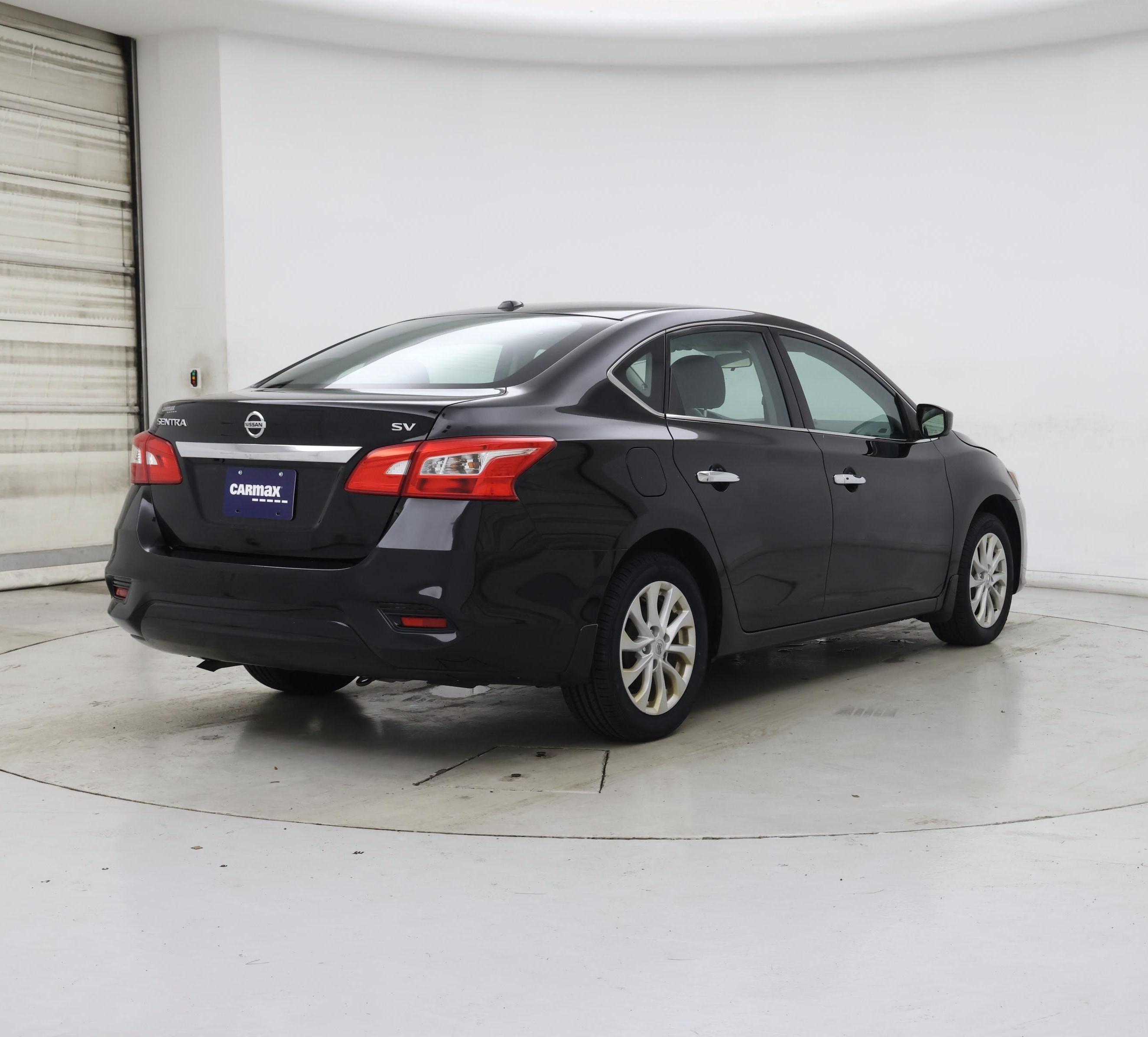 Thumbnail: 2019 Nissan Sentra - 8