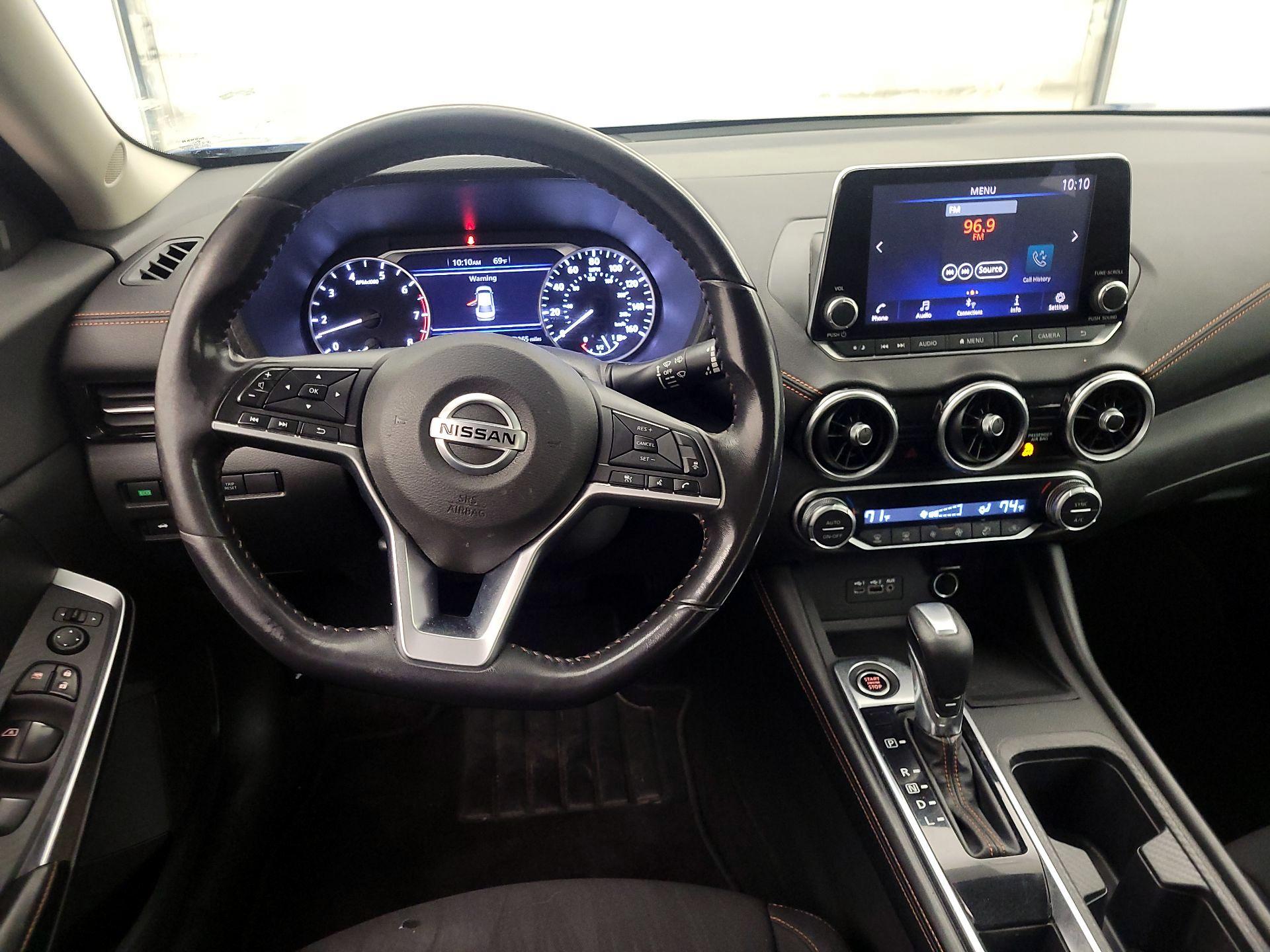 Thumbnail: 2020 Nissan Sentra - 10