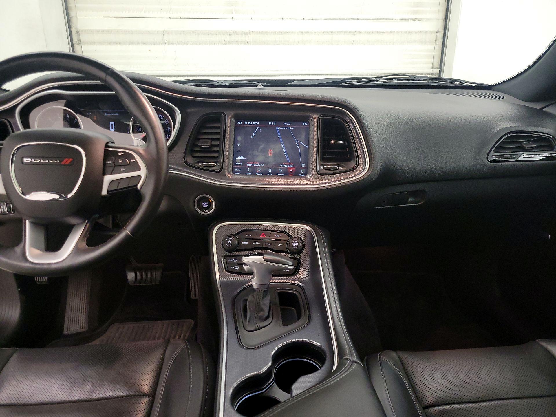 Thumbnail: 2018 Dodge Challenger - 9