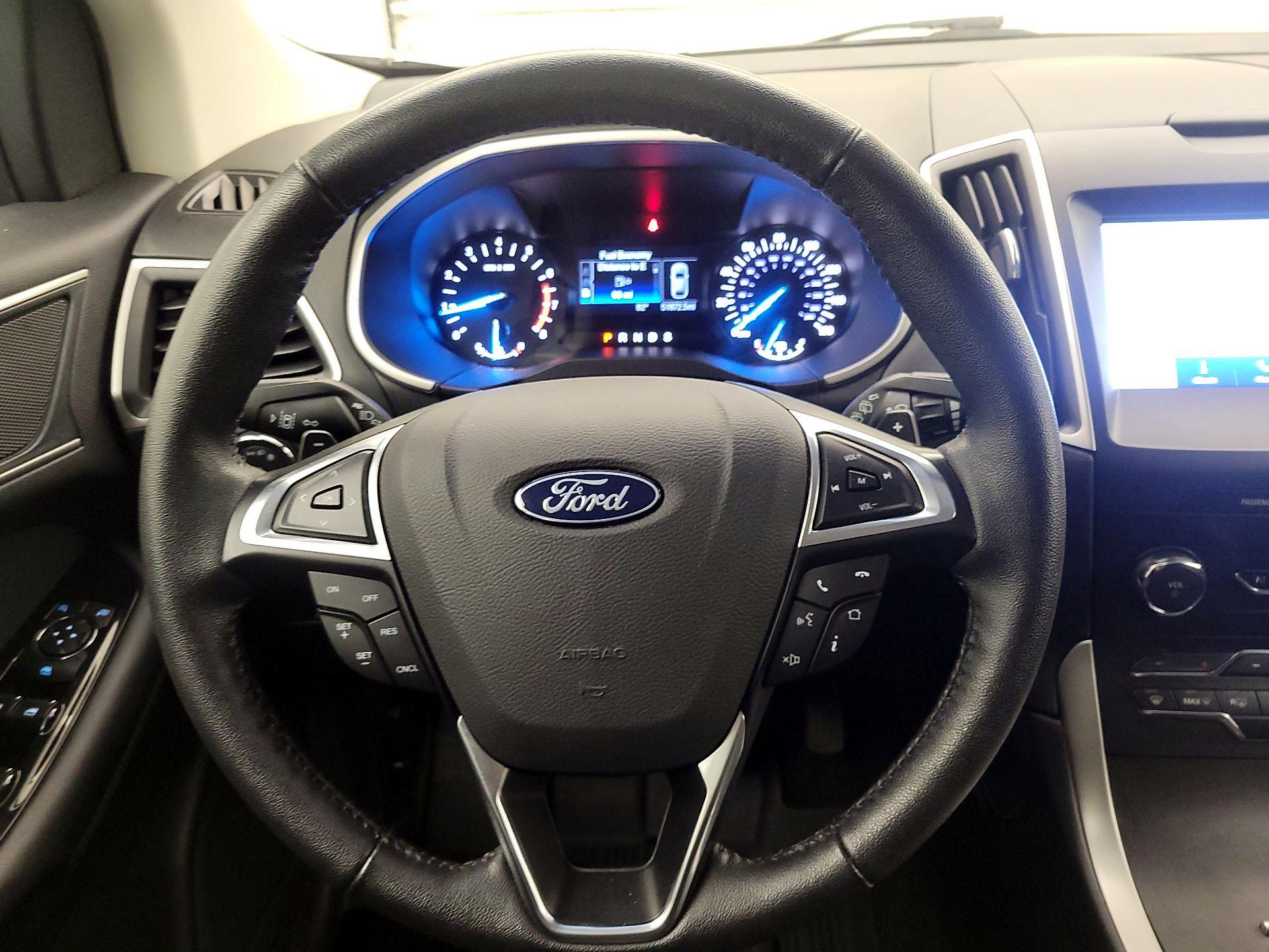 Thumbnail: 2019 Ford Edge - 10