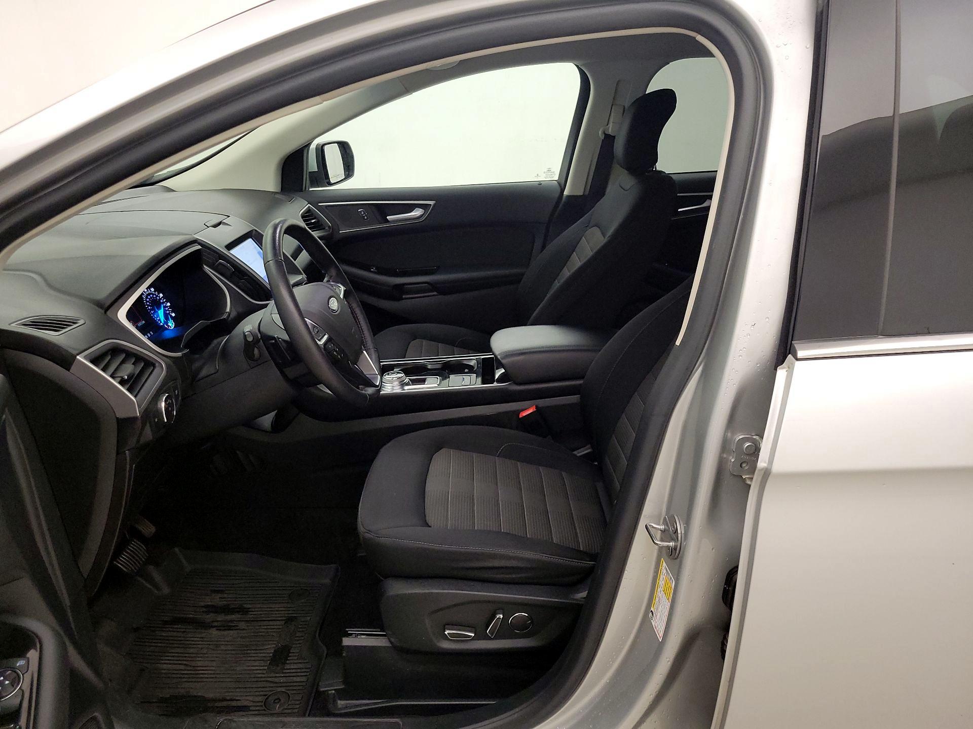 Thumbnail: 2019 Ford Edge - 11
