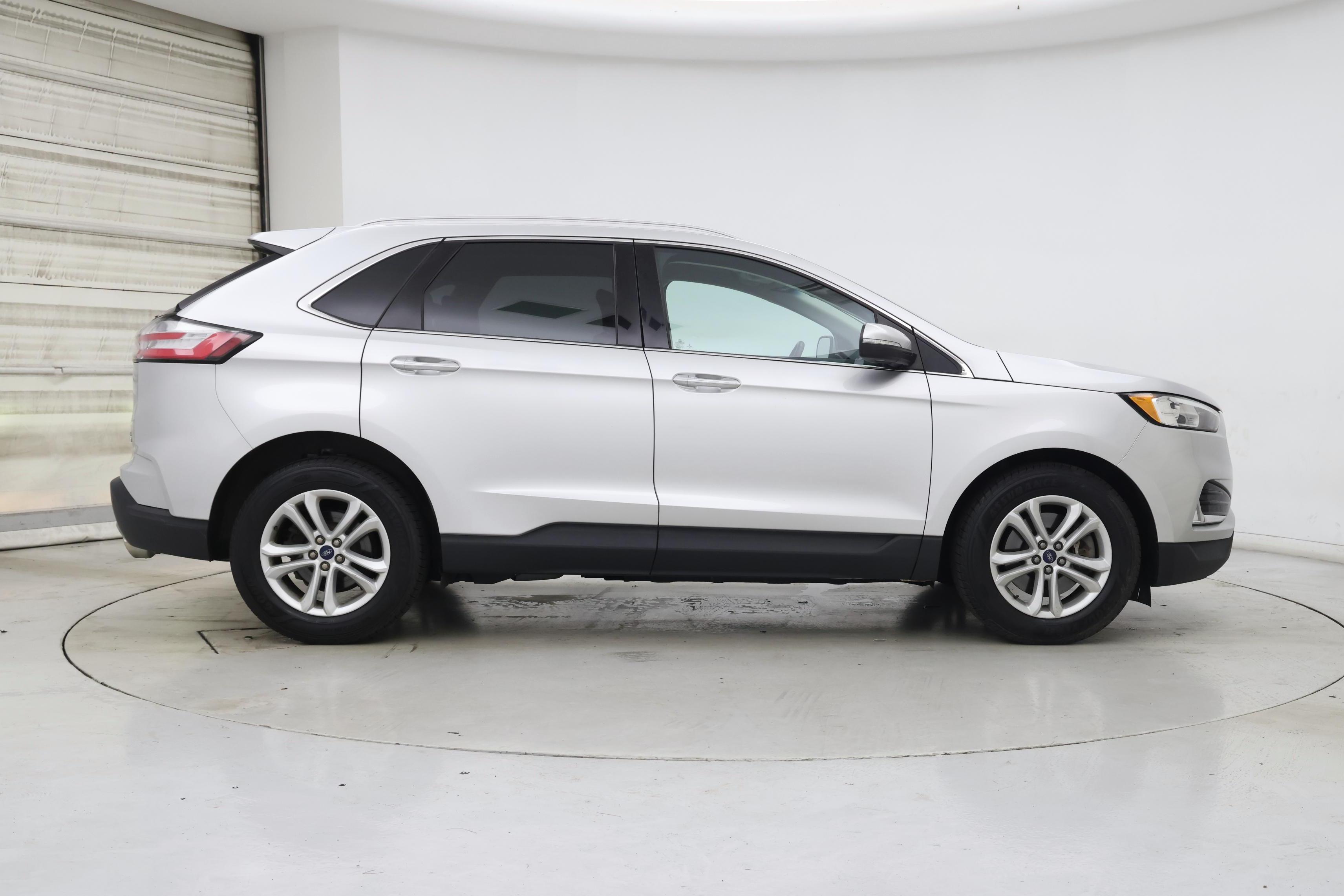 Thumbnail: 2019 Ford Edge - 7