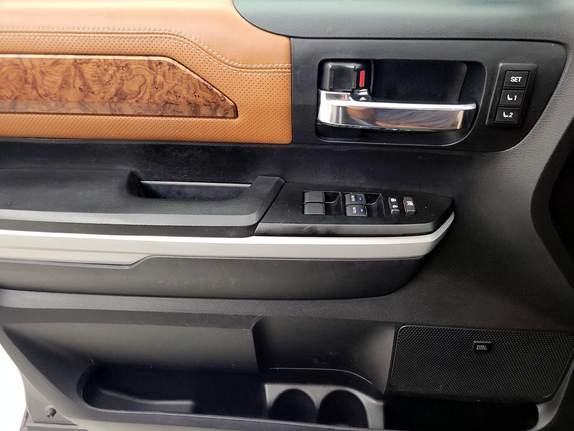Thumbnail: 2019 Toyota Tundra - 12
