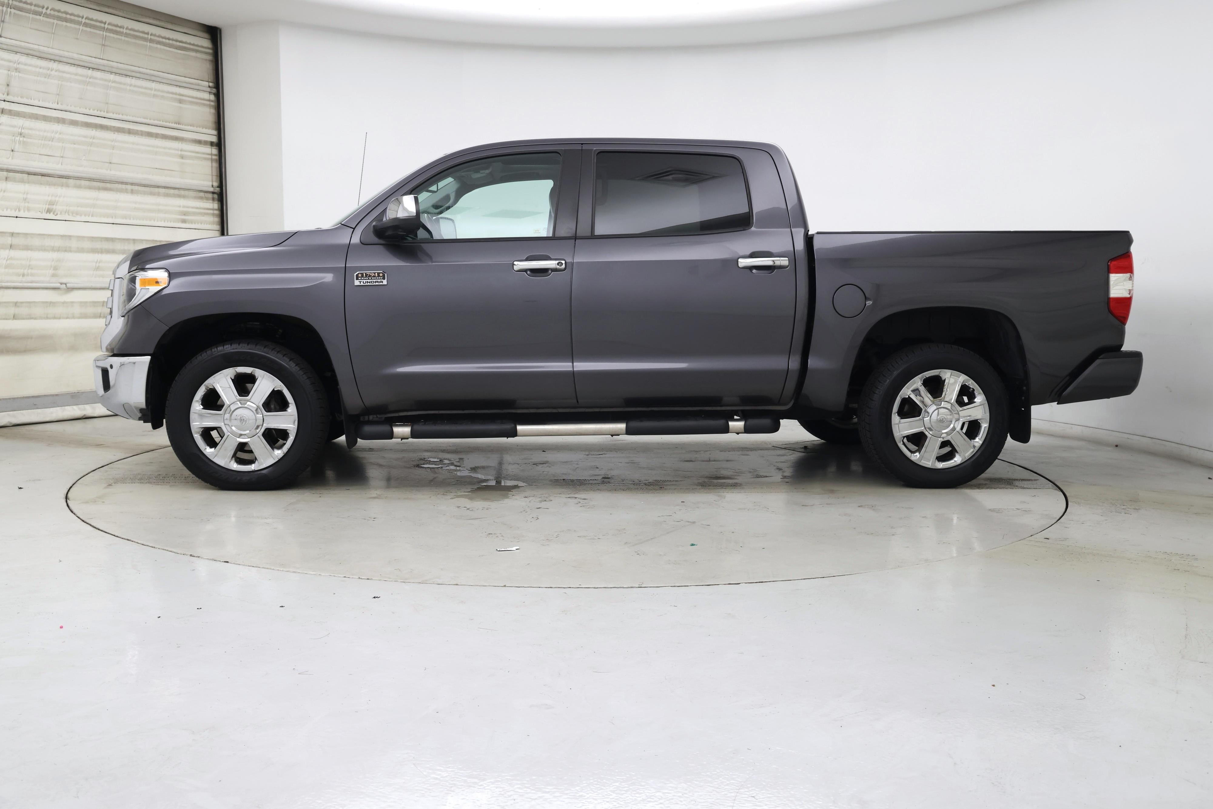 Thumbnail: 2019 Toyota Tundra - 3