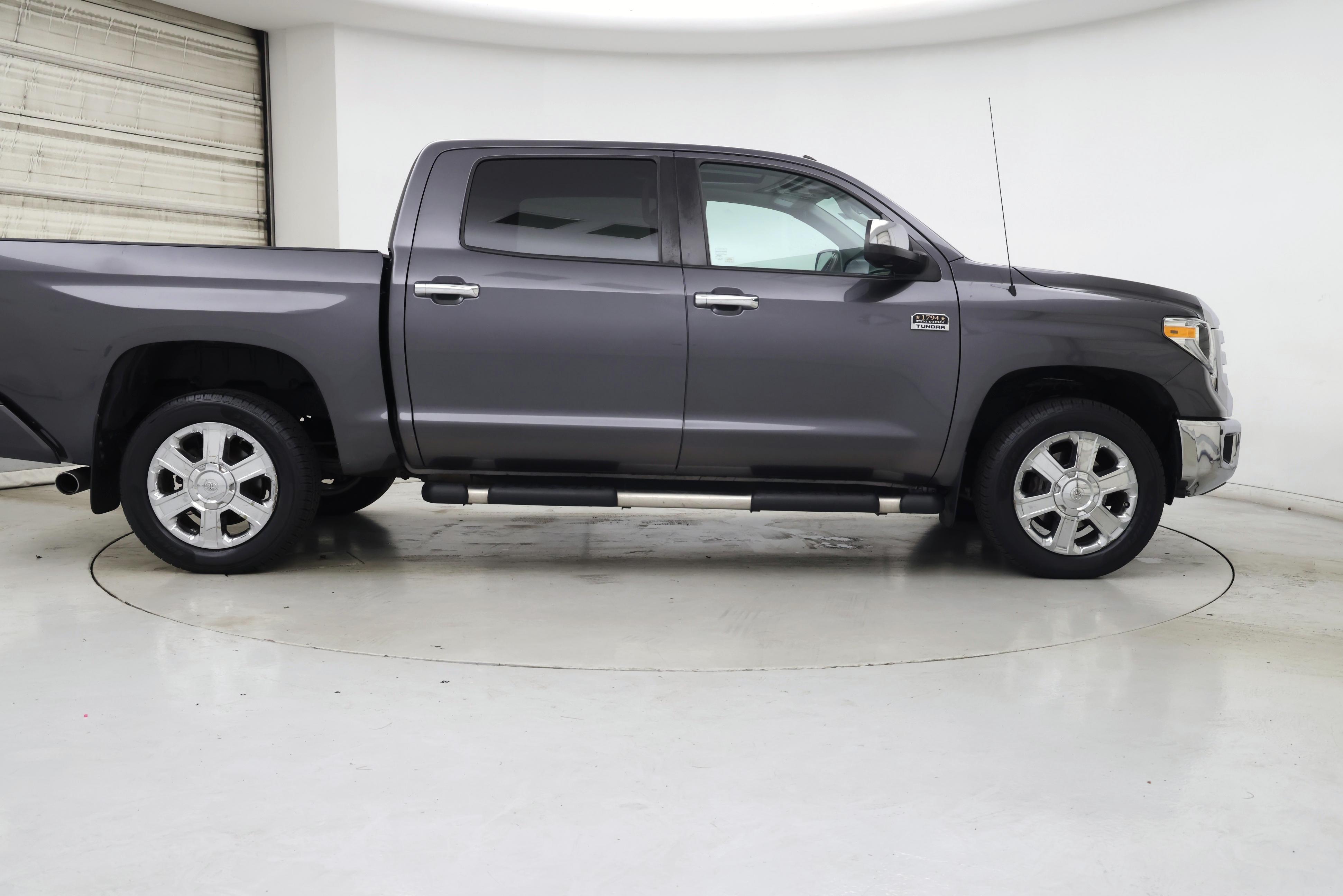 Thumbnail: 2019 Toyota Tundra - 7