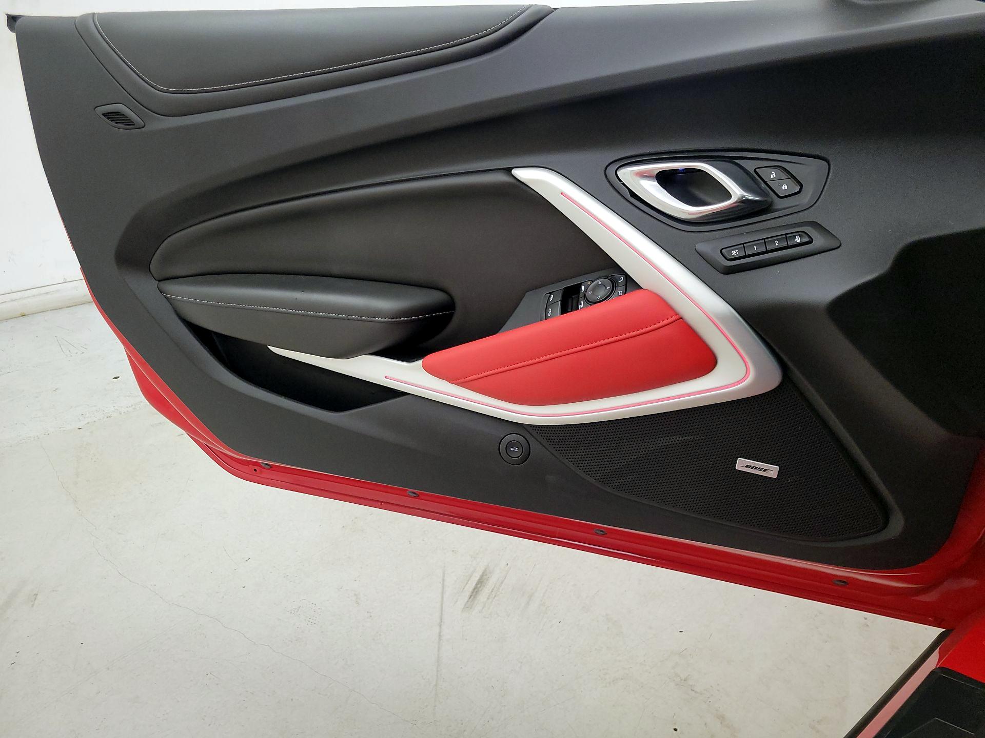 Thumbnail: 2020 Chevrolet Camaro - 12