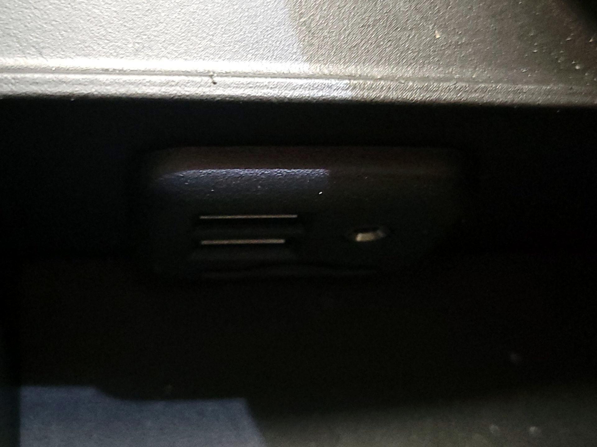 Thumbnail: 2020 Chevrolet Camaro - 18