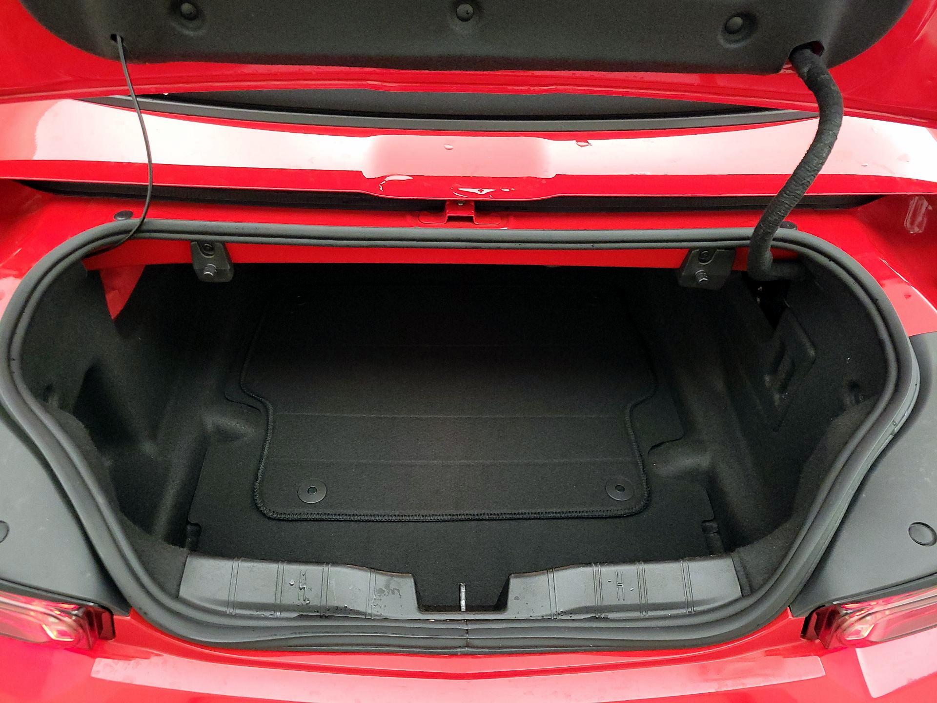 Thumbnail: 2020 Chevrolet Camaro - 20