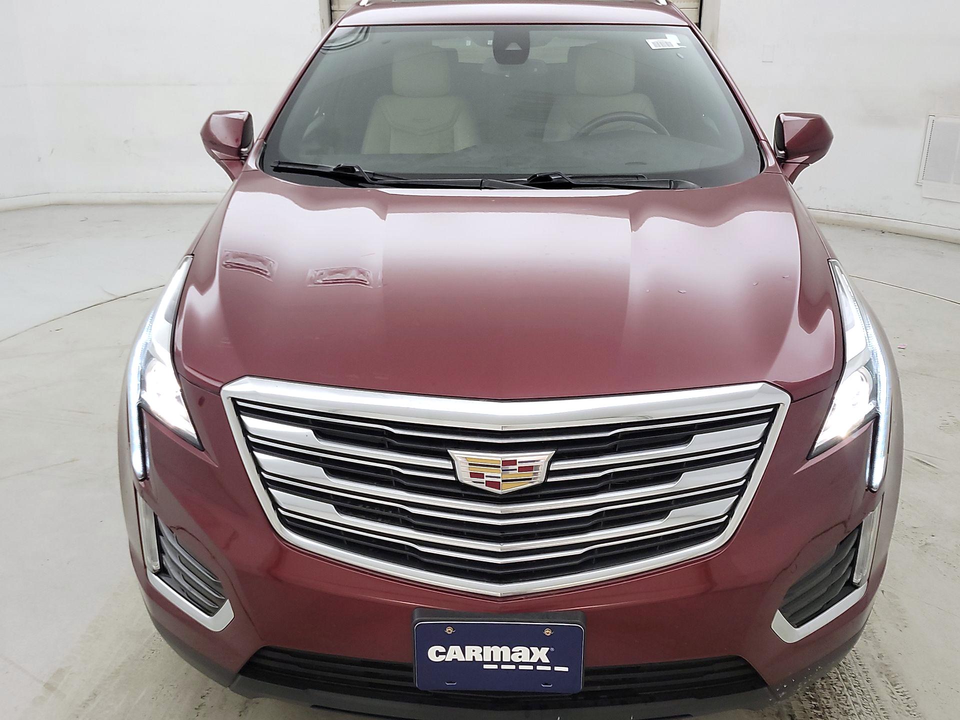 Thumbnail: 2017 Cadillac XT5 - 2