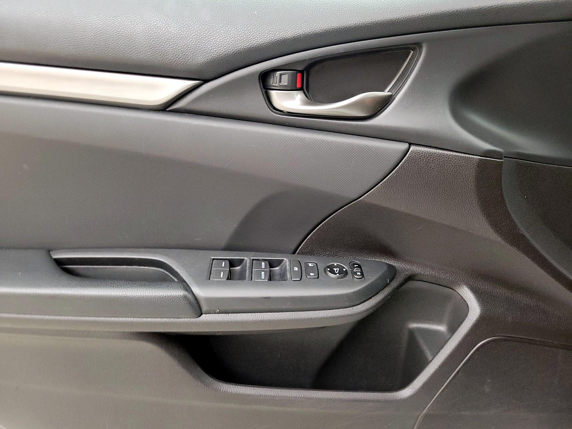 Thumbnail: 2020 Honda Civic - 12