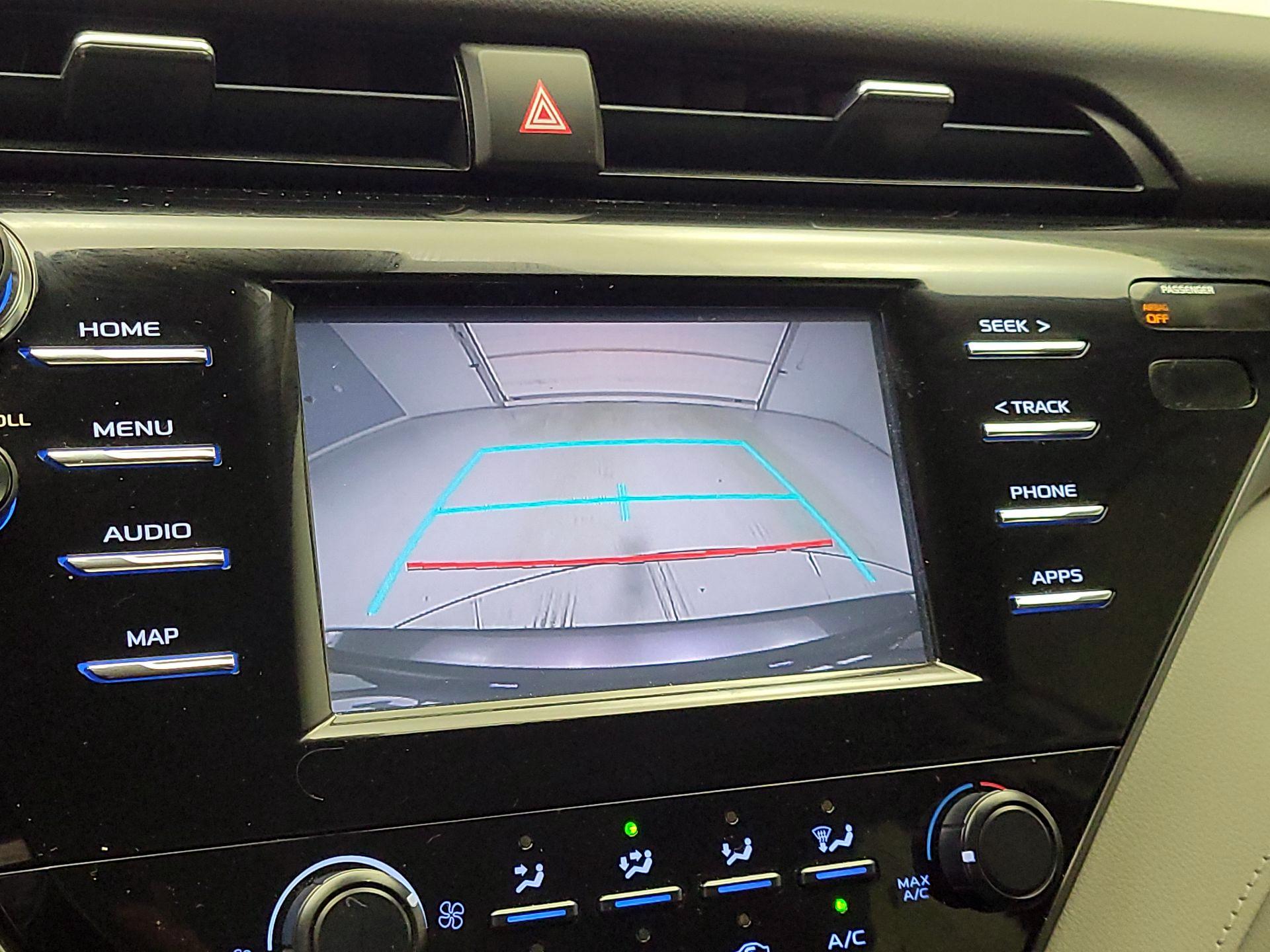 Thumbnail: 2019 Toyota Camry - 14