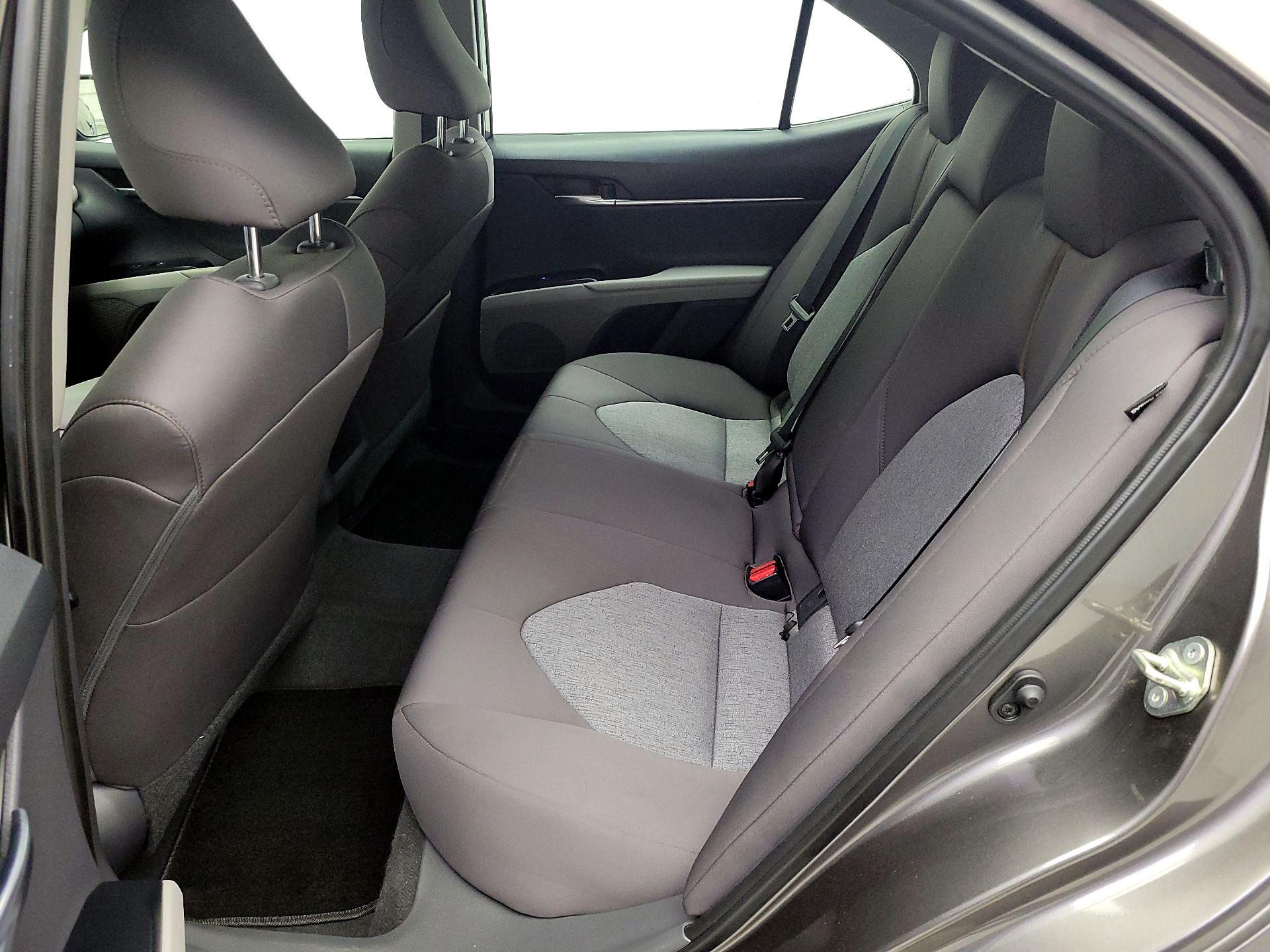 Thumbnail: 2019 Toyota Camry - 19