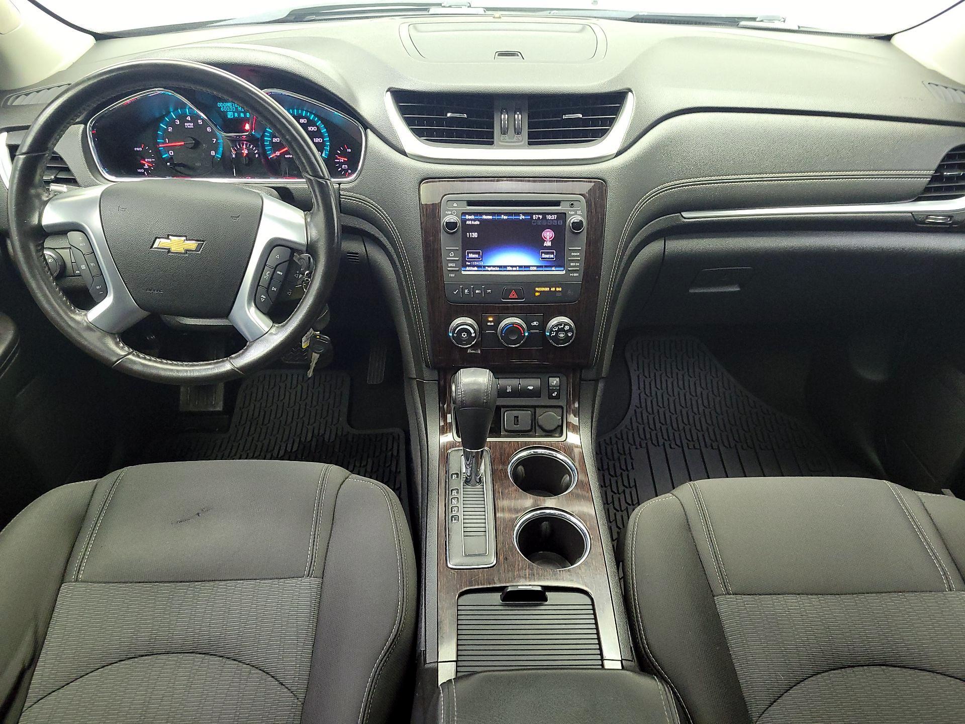 Thumbnail: 2017 Chevrolet Traverse - 9