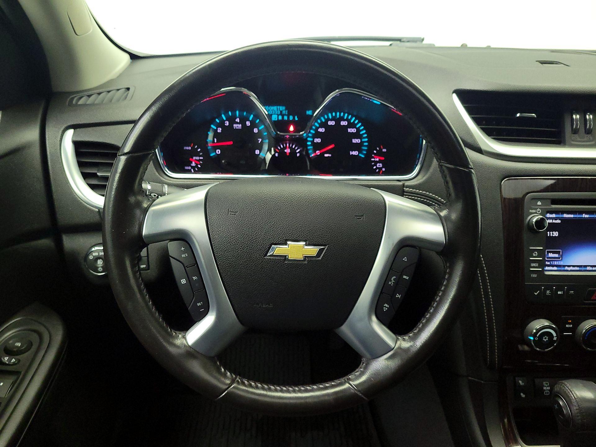 Thumbnail: 2017 Chevrolet Traverse - 10