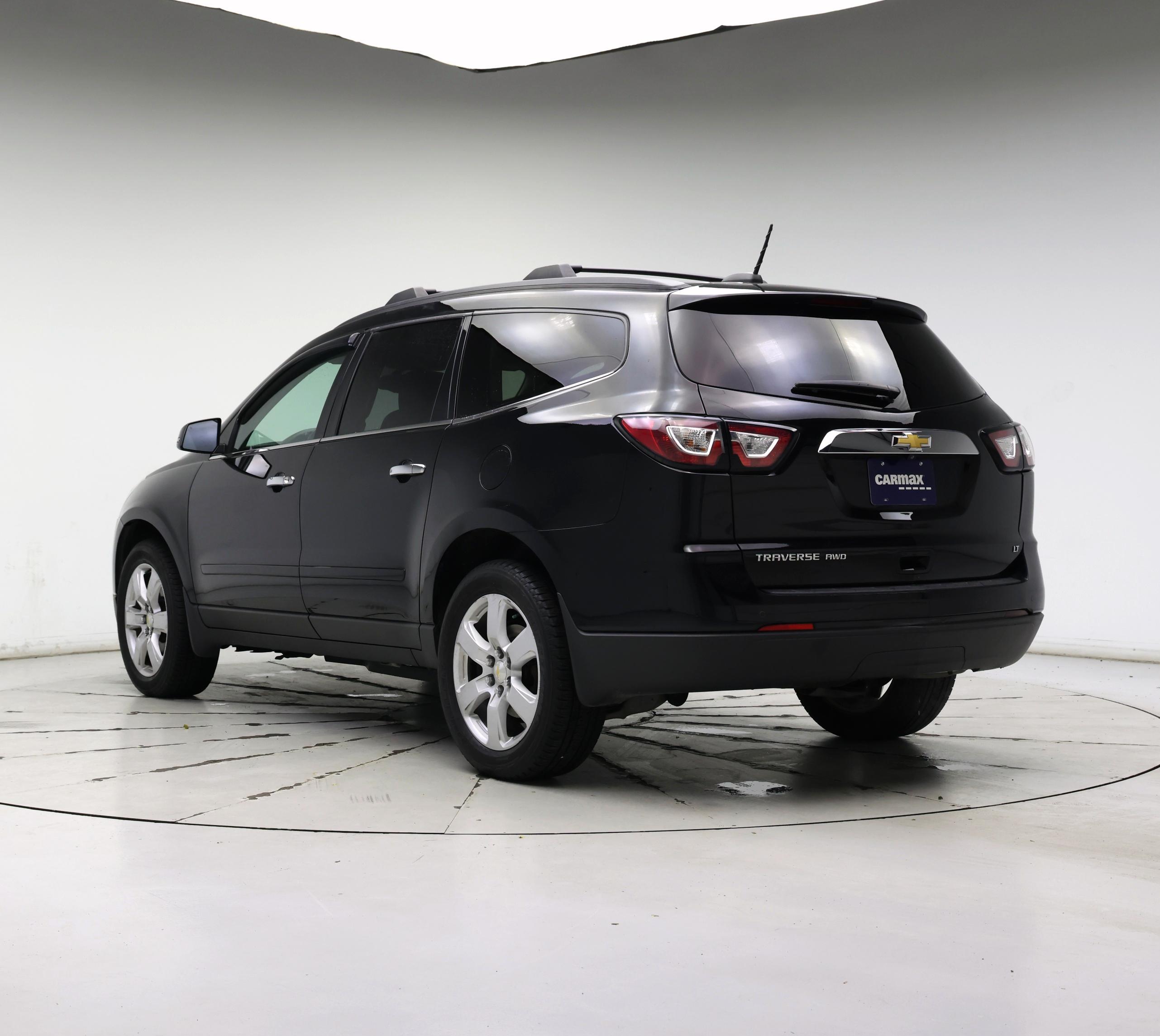 Thumbnail: 2017 Chevrolet Traverse - 2