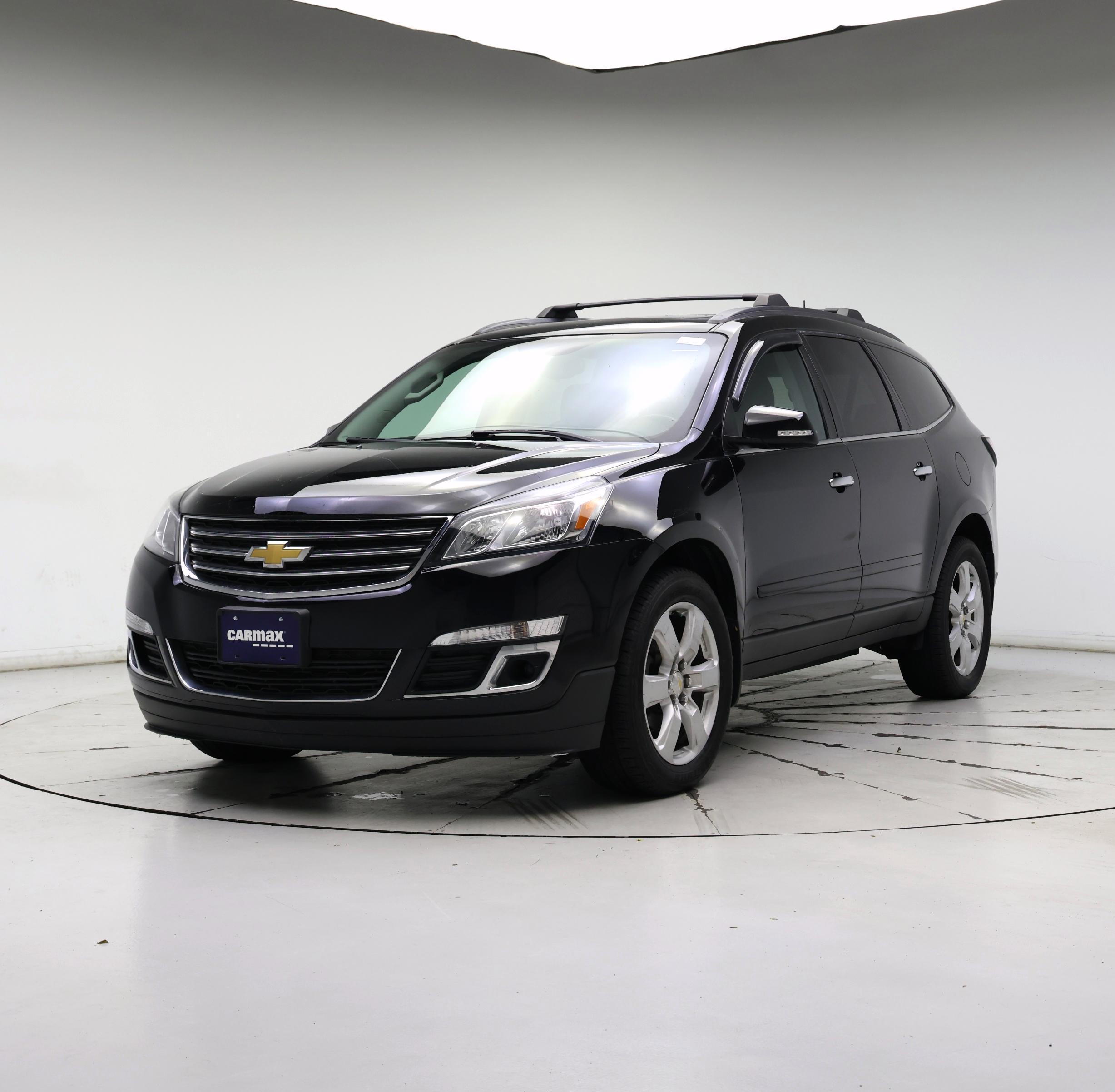 Thumbnail: 2017 Chevrolet Traverse - 4