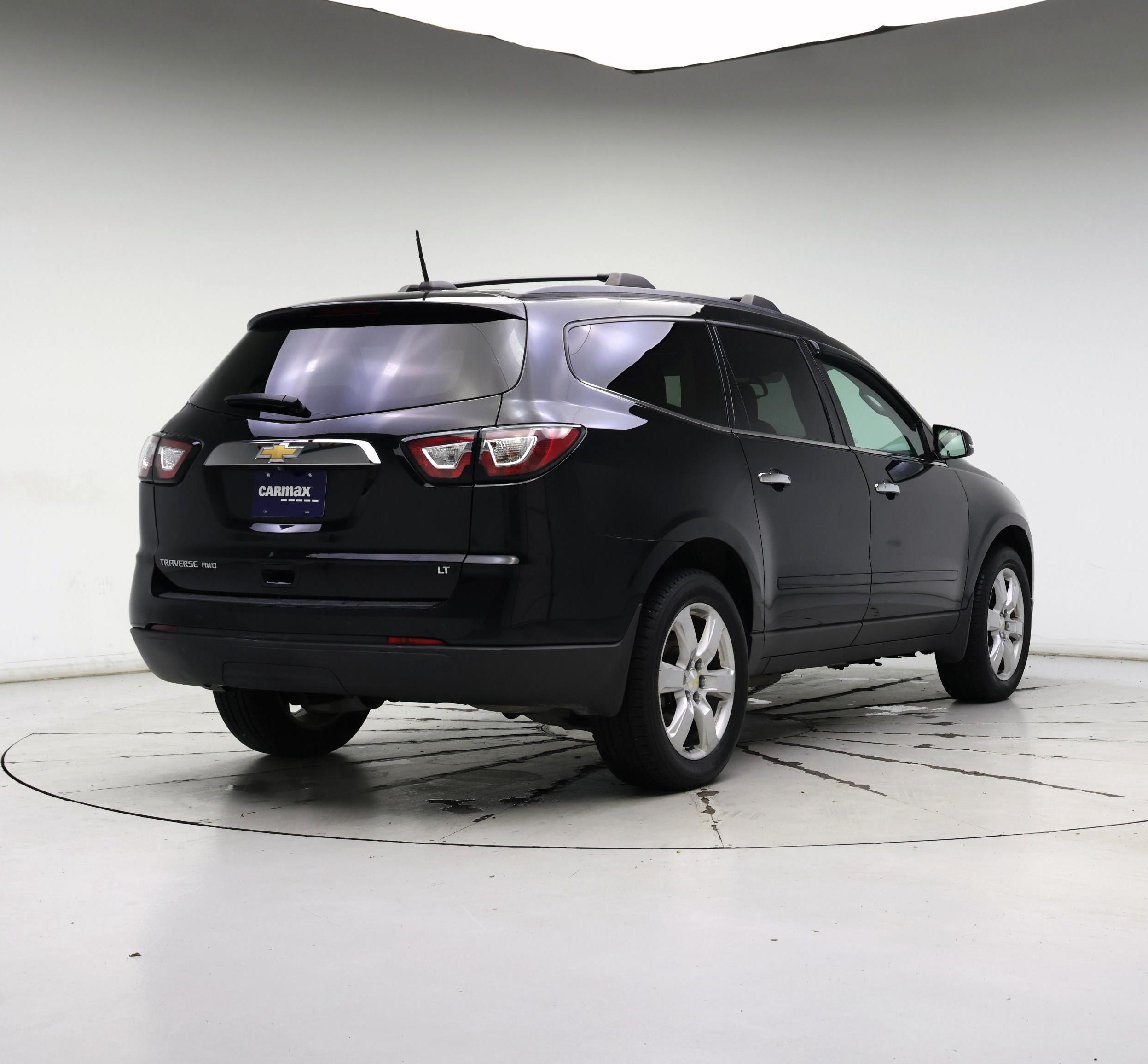 Thumbnail: 2017 Chevrolet Traverse - 8