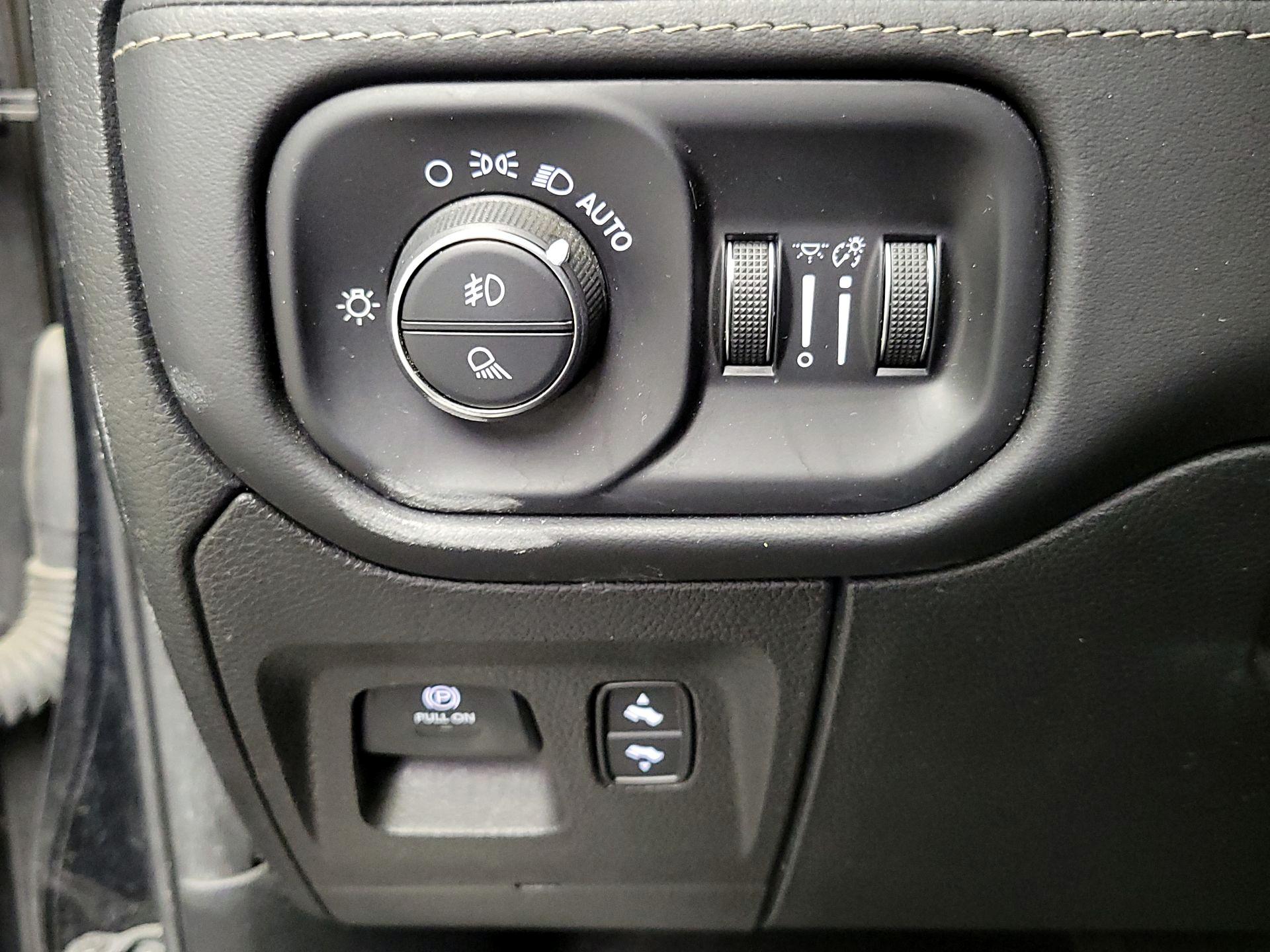 Thumbnail: 2021 RAM 1500 - 13