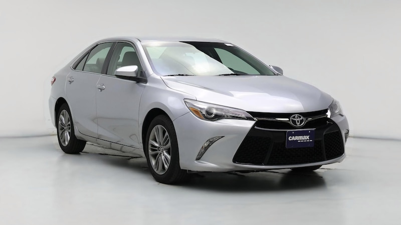 2015 Toyota Camry SE Hero Image