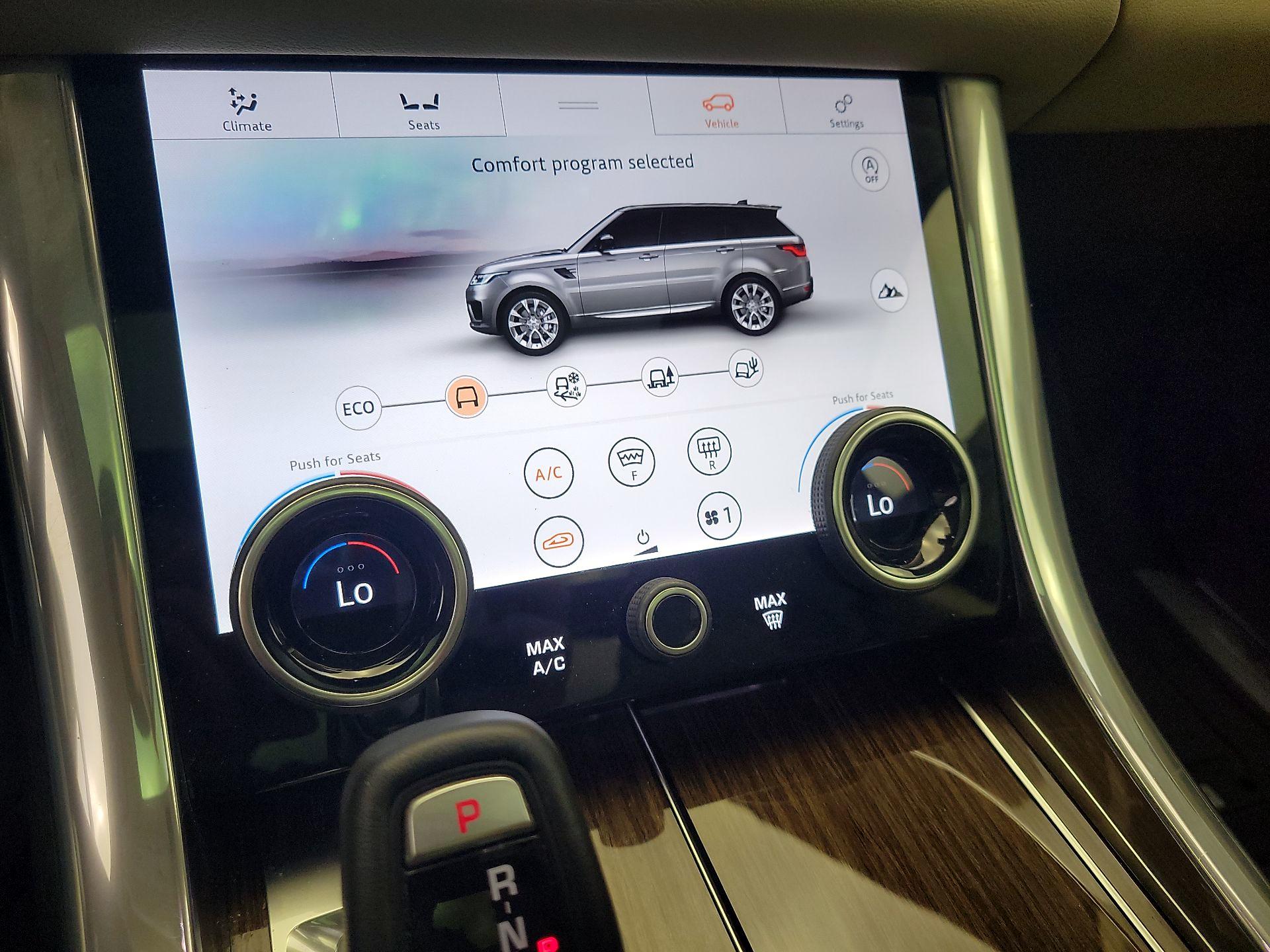 Thumbnail: 2019 Land Rover Range Rover Sport - 16