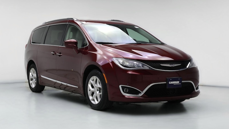 2020 Chrysler Pacifica Touring L Hero Image