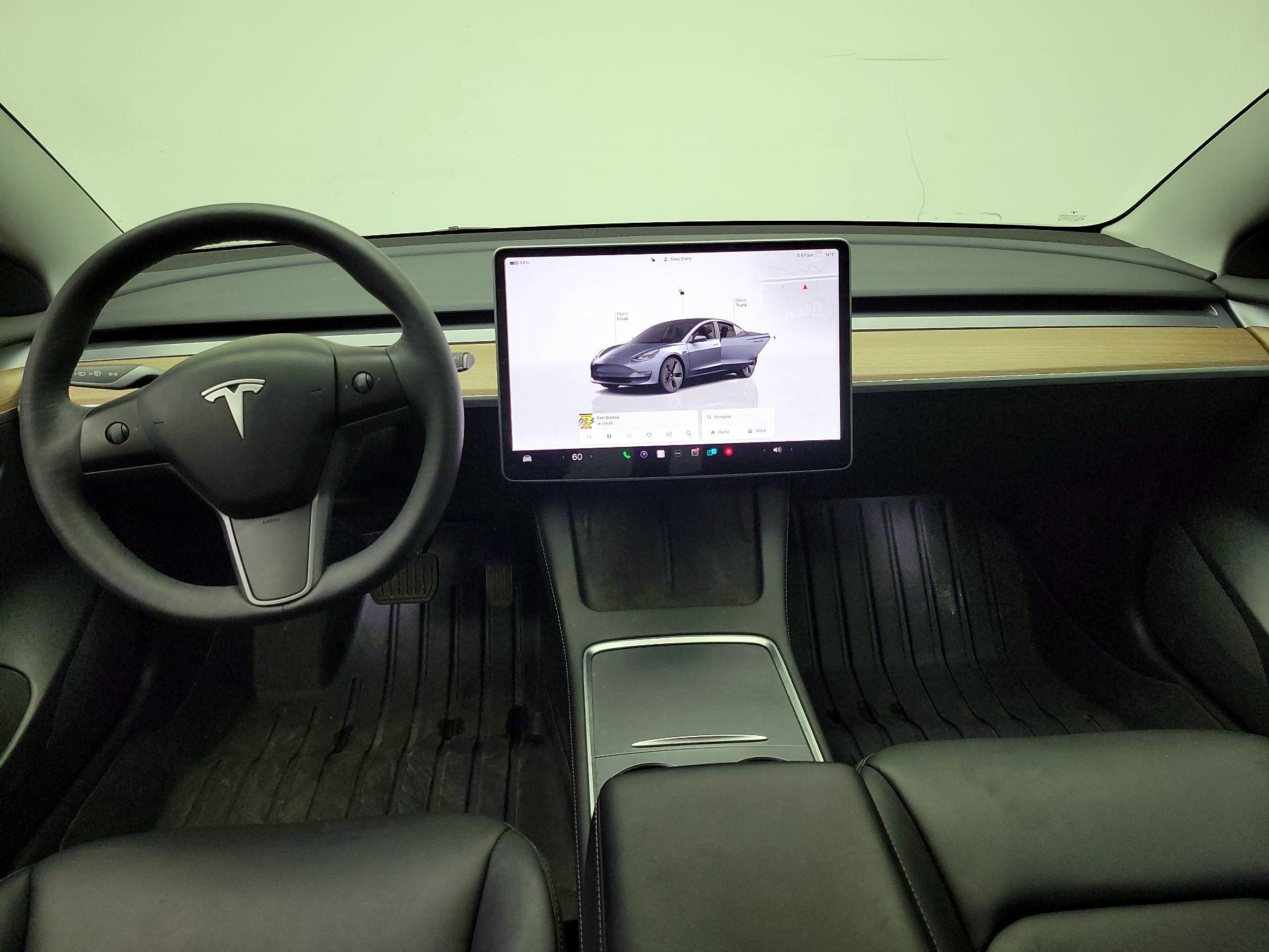 Thumbnail: 2022 Tesla Model 3 - 9