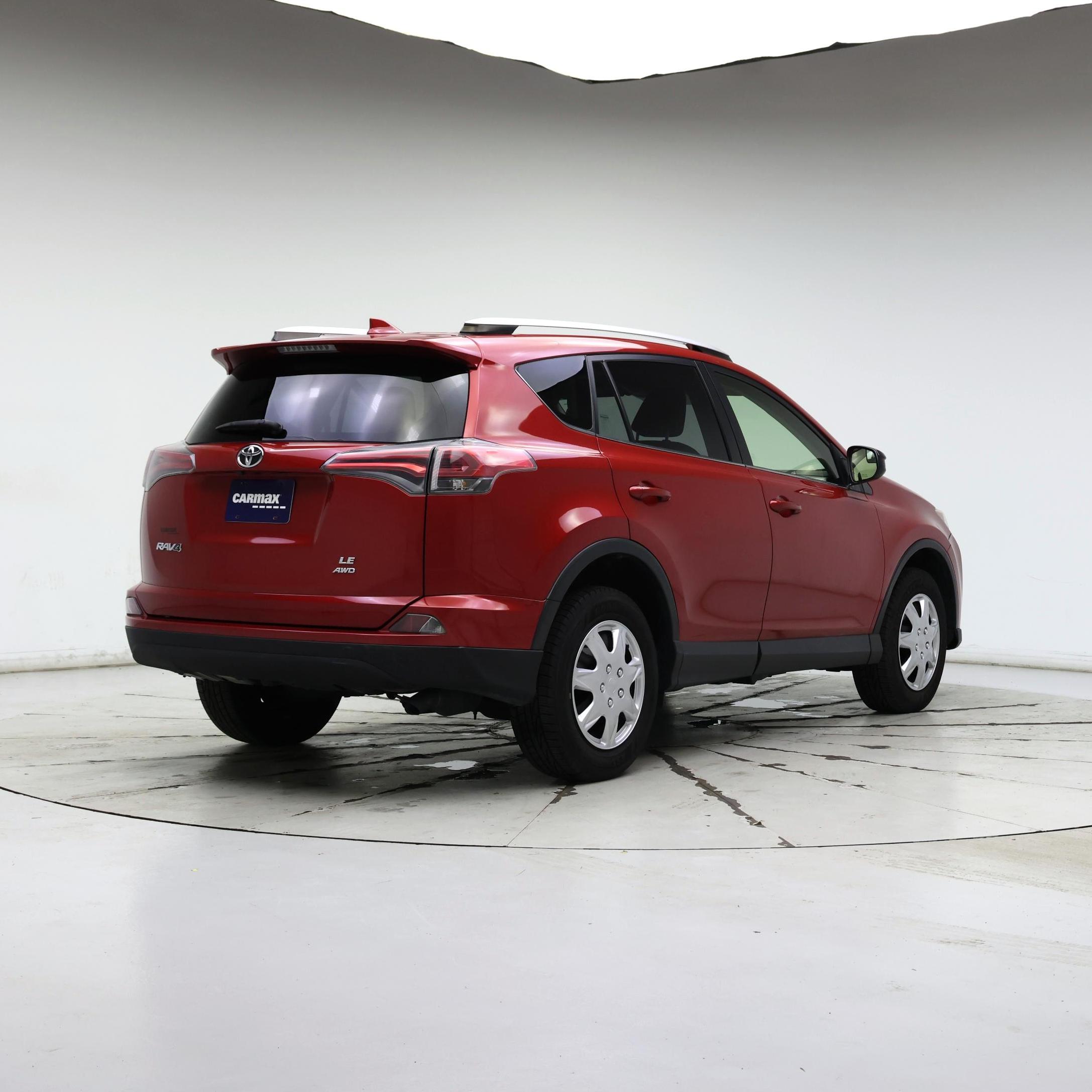 Thumbnail: 2016 Toyota RAV4 - 8