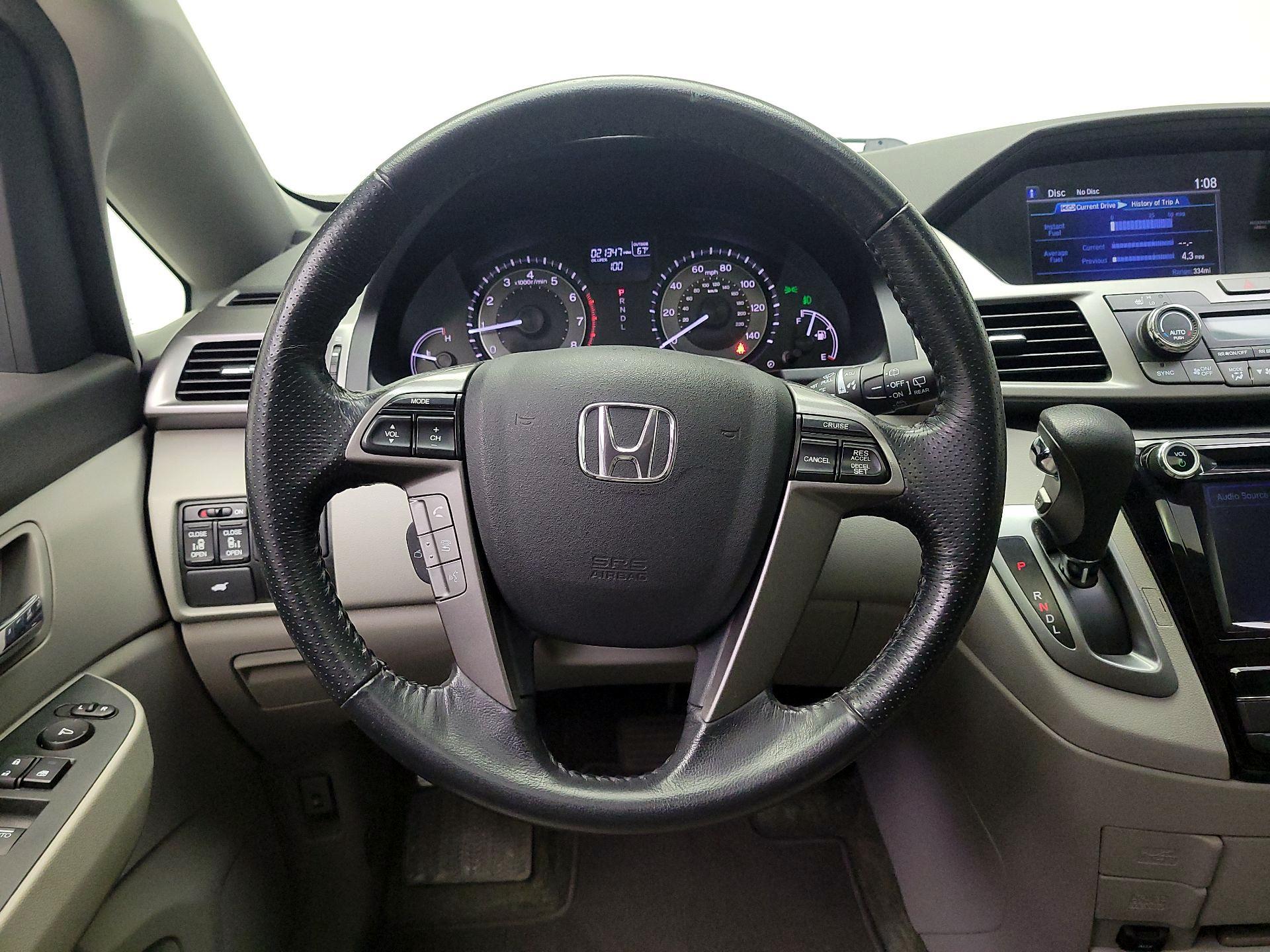 Thumbnail: 2015 Honda Odyssey - 10