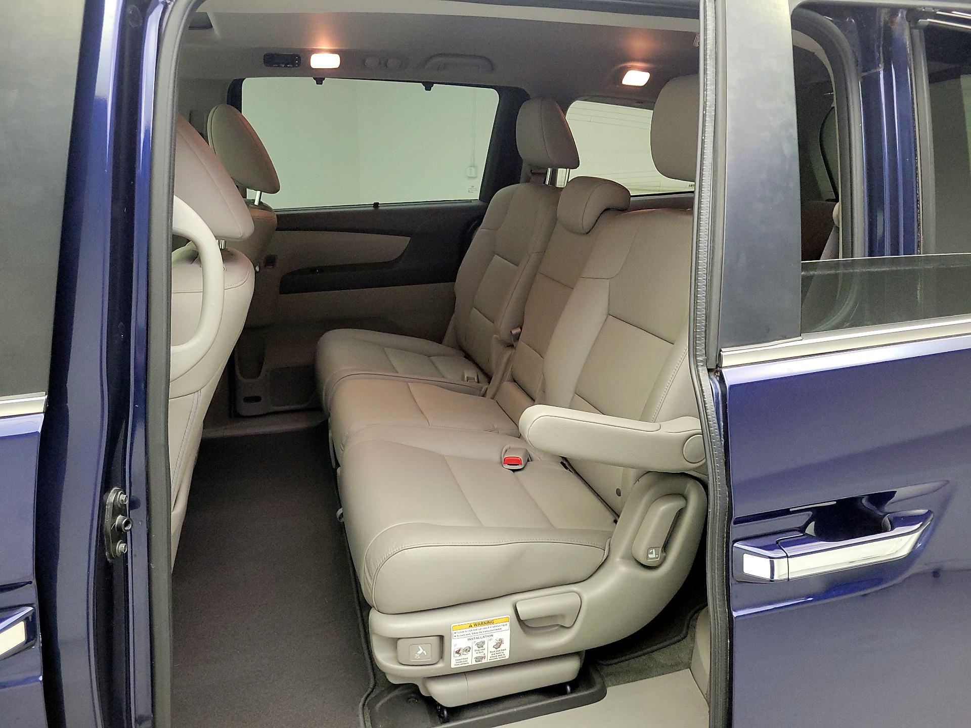 Thumbnail: 2015 Honda Odyssey - 20