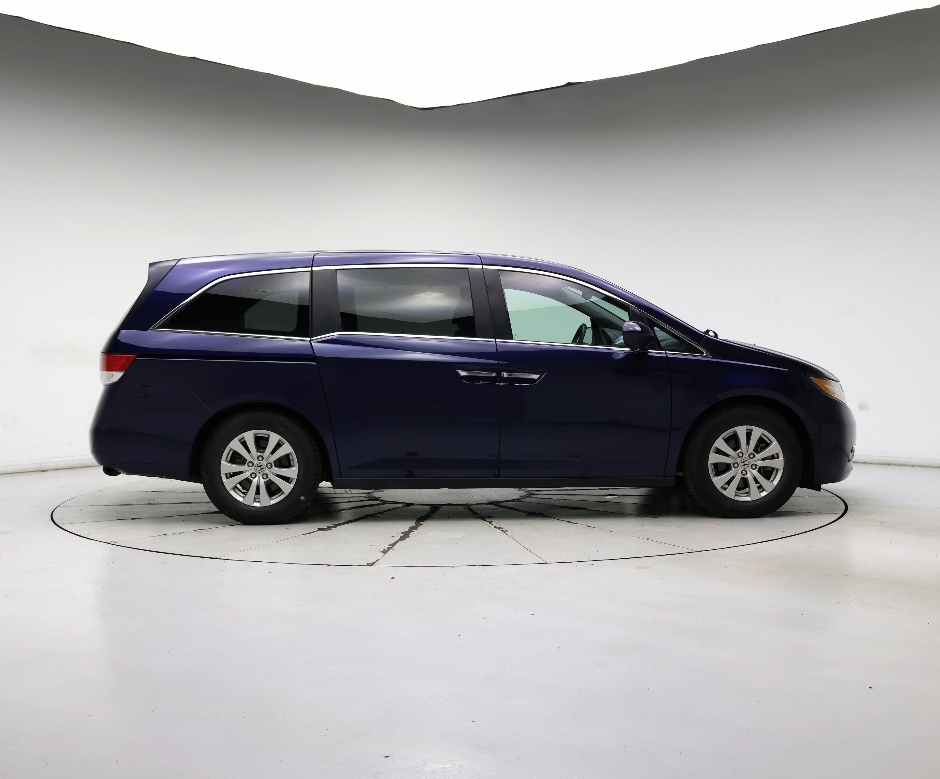 Thumbnail: 2015 Honda Odyssey - 7