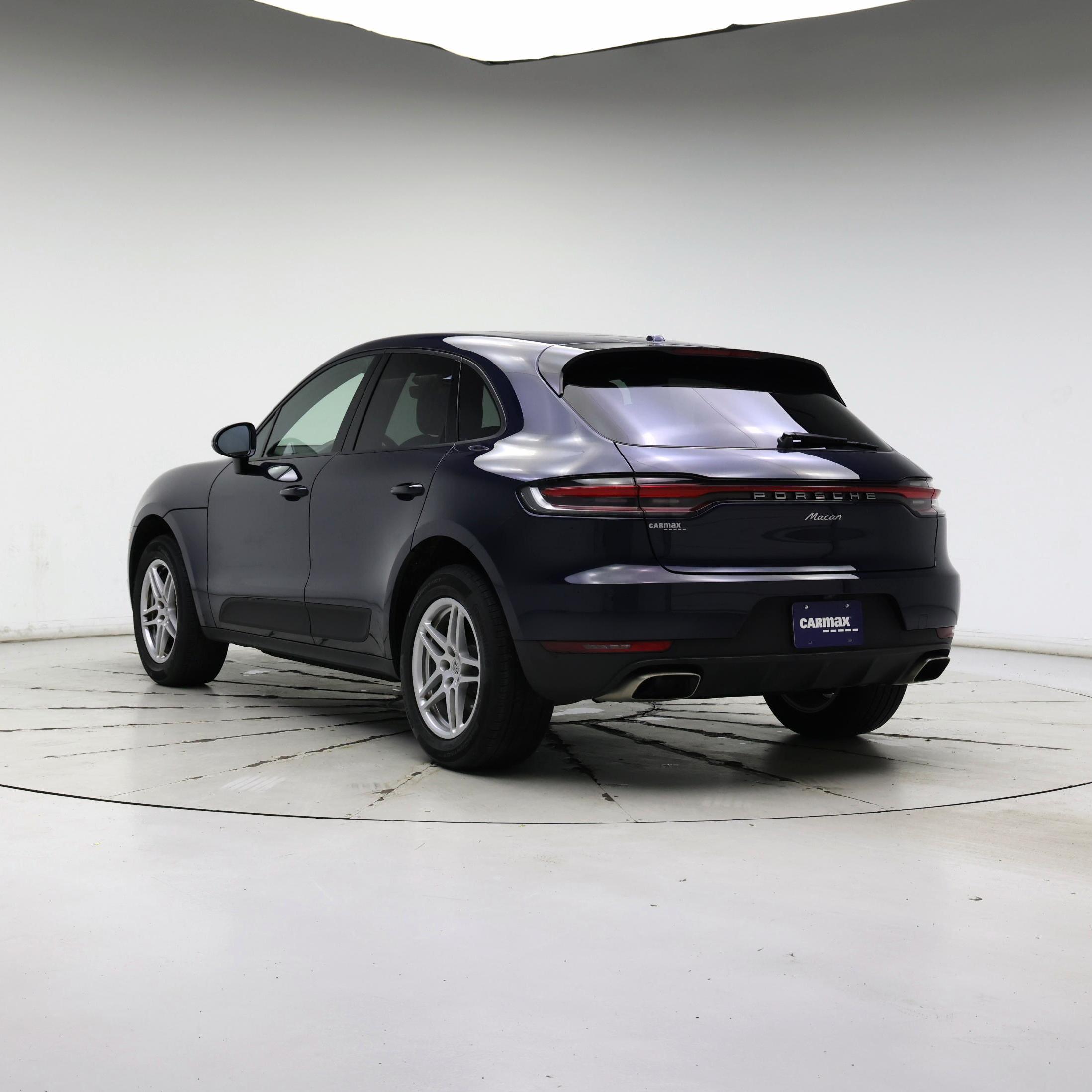 Thumbnail: 2021 Porsche Macan - 2