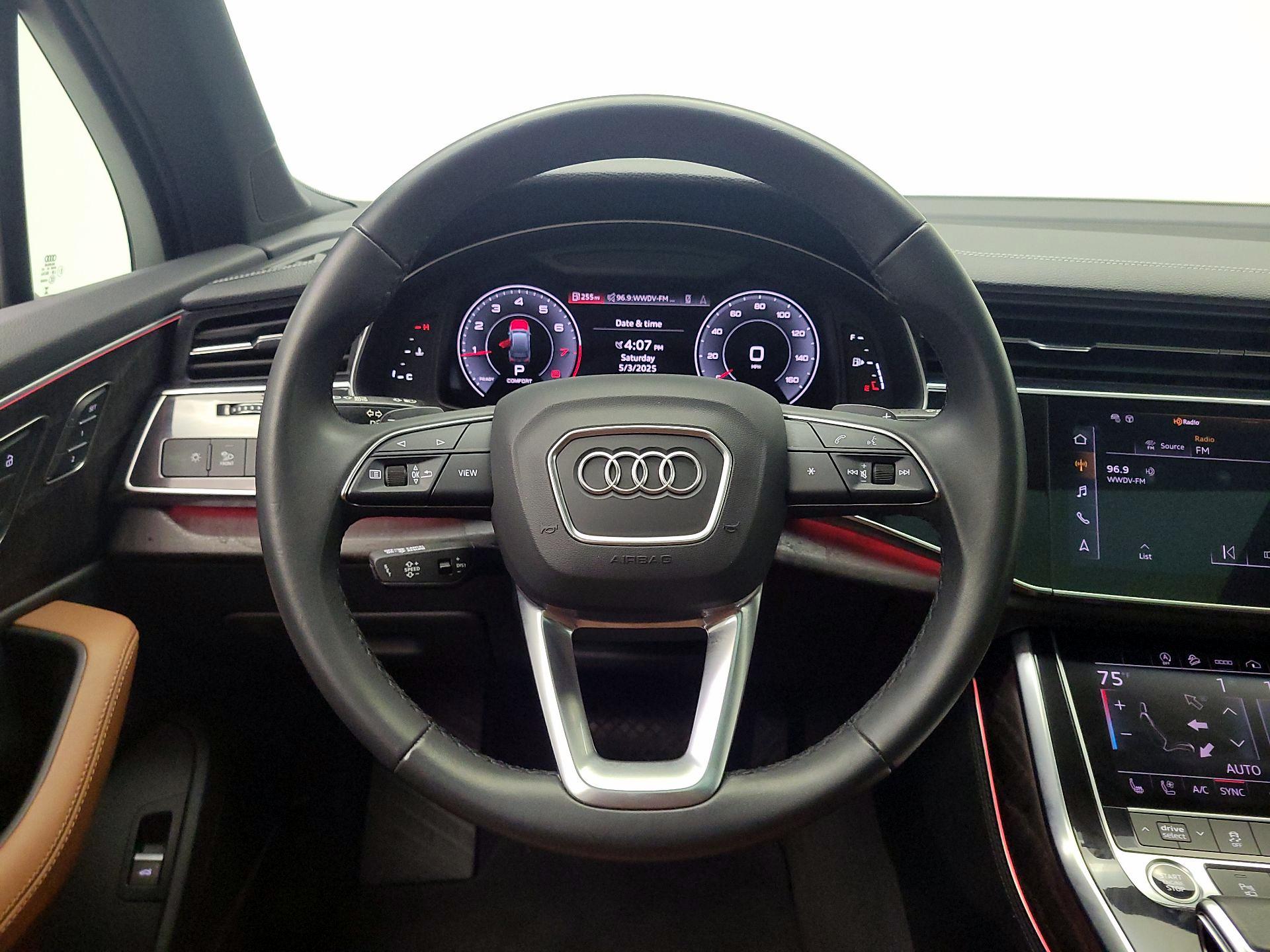 Thumbnail: 2023 Audi Q7 - 10