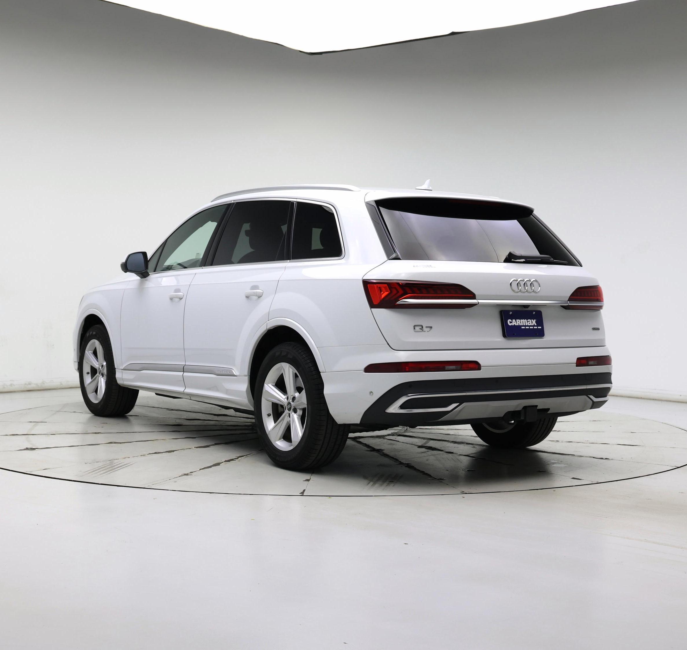 Thumbnail: 2023 Audi Q7 - 2