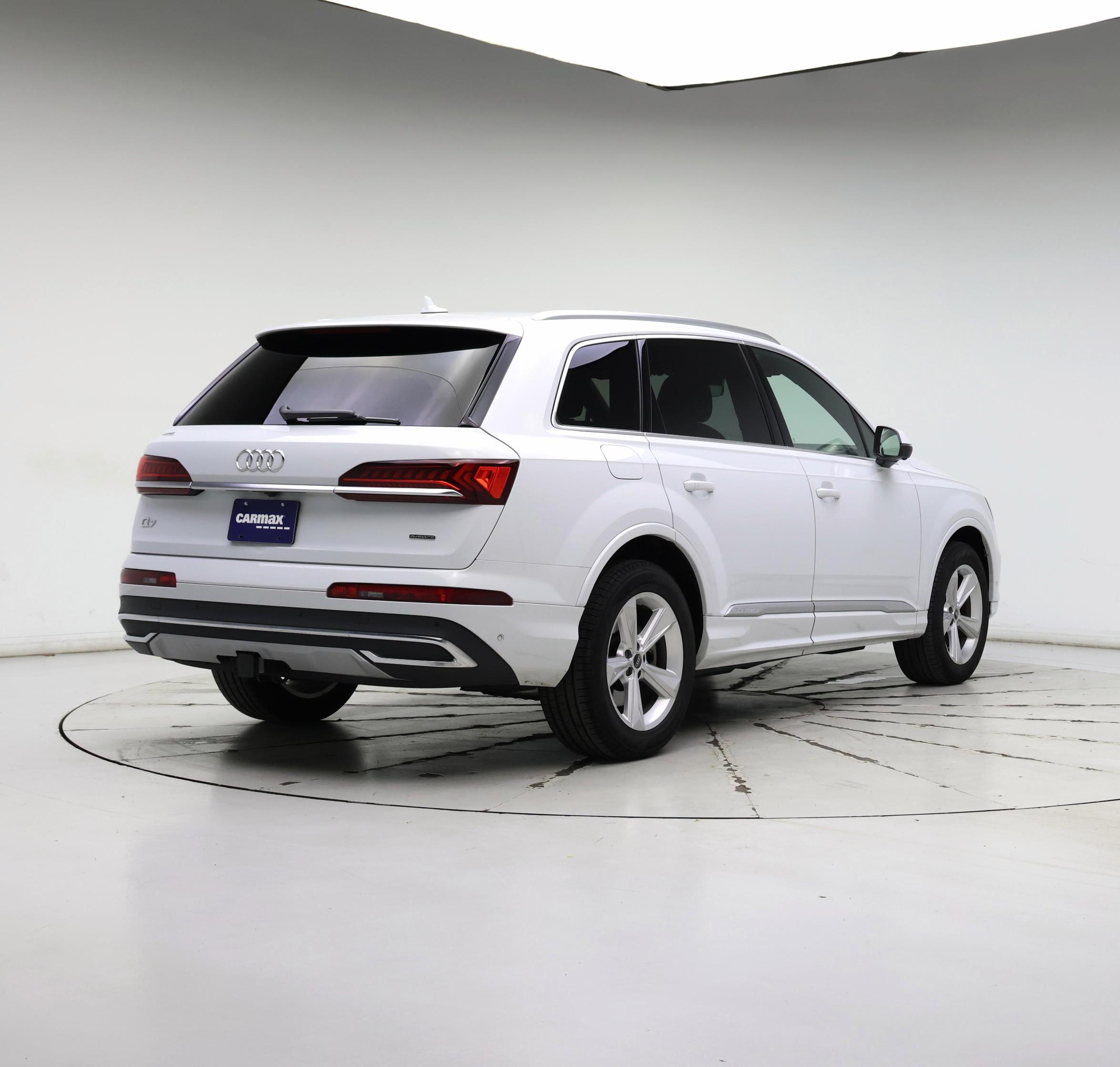 Thumbnail: 2023 Audi Q7 - 8