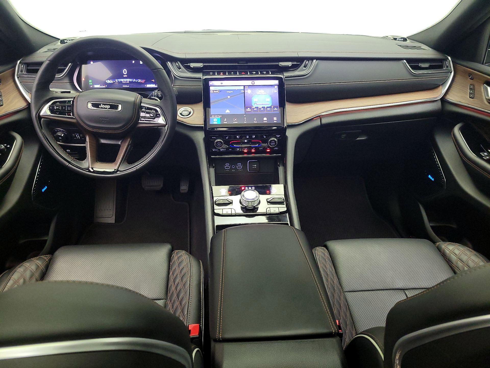 Thumbnail: 2023 Jeep Grand Cherokee - 9
