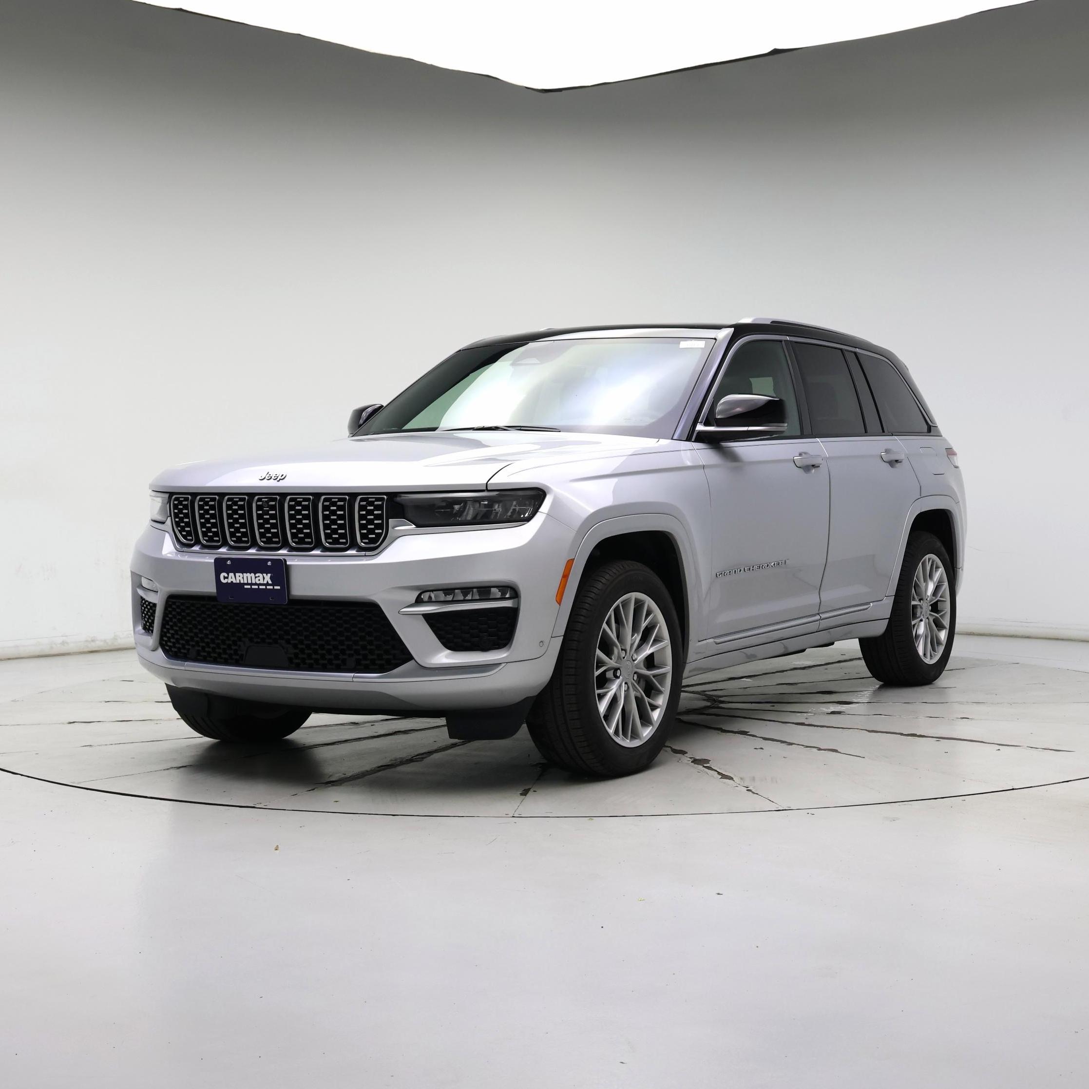 Thumbnail: 2023 Jeep Grand Cherokee - 4