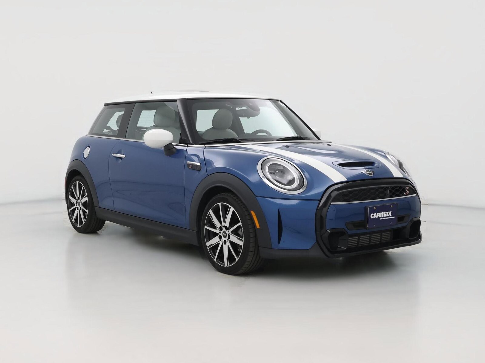 2022 MINI Hardtop 2 Door S's photo