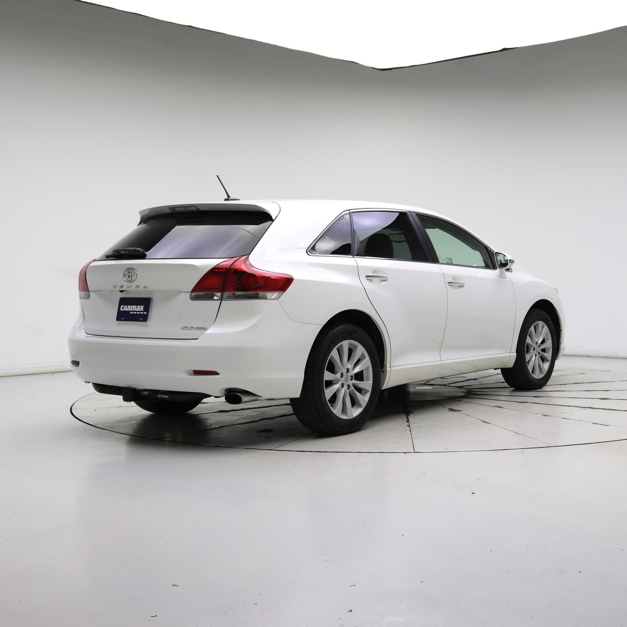 Thumbnail: 2015 Toyota Venza - 8