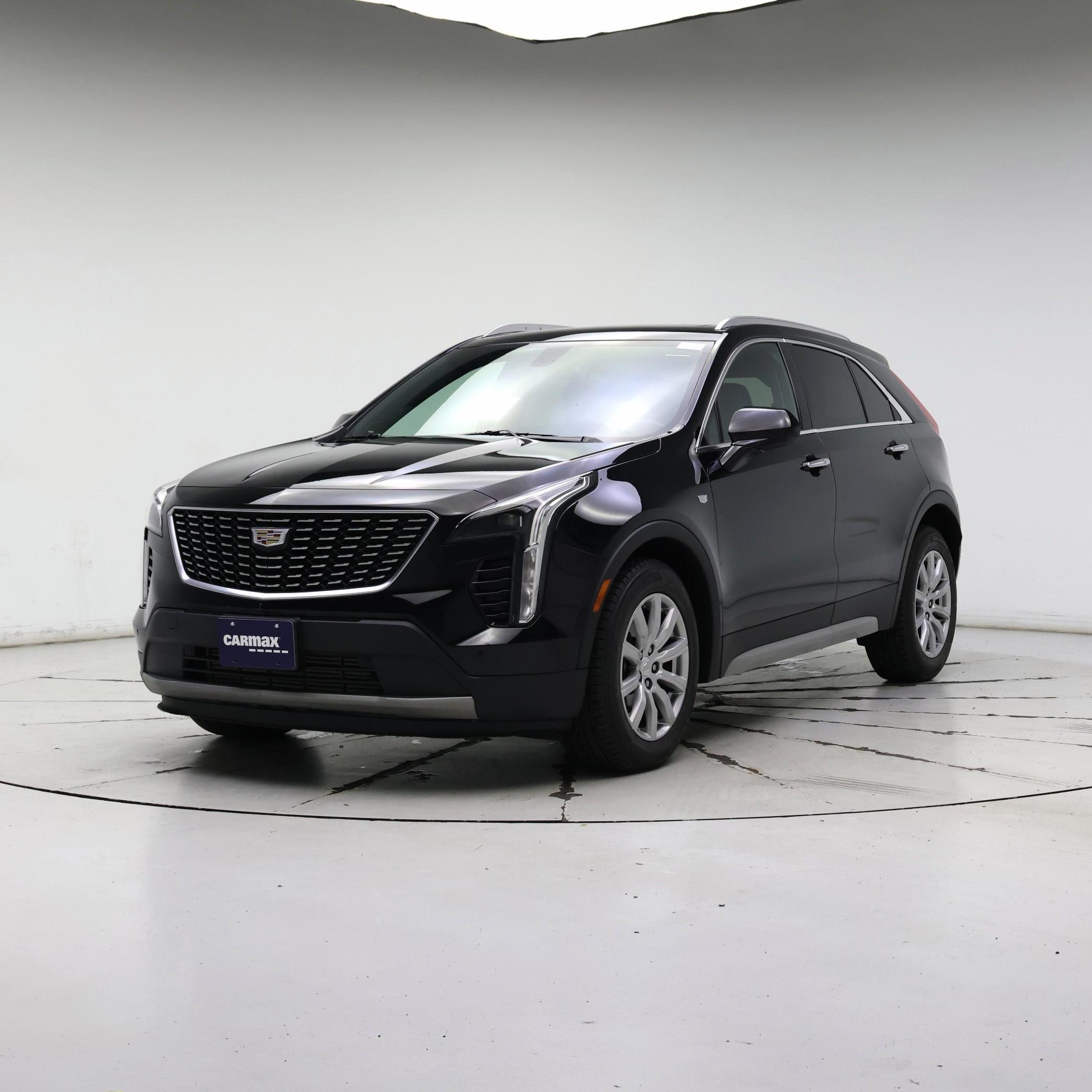 Thumbnail: 2019 Cadillac XT4 - 4