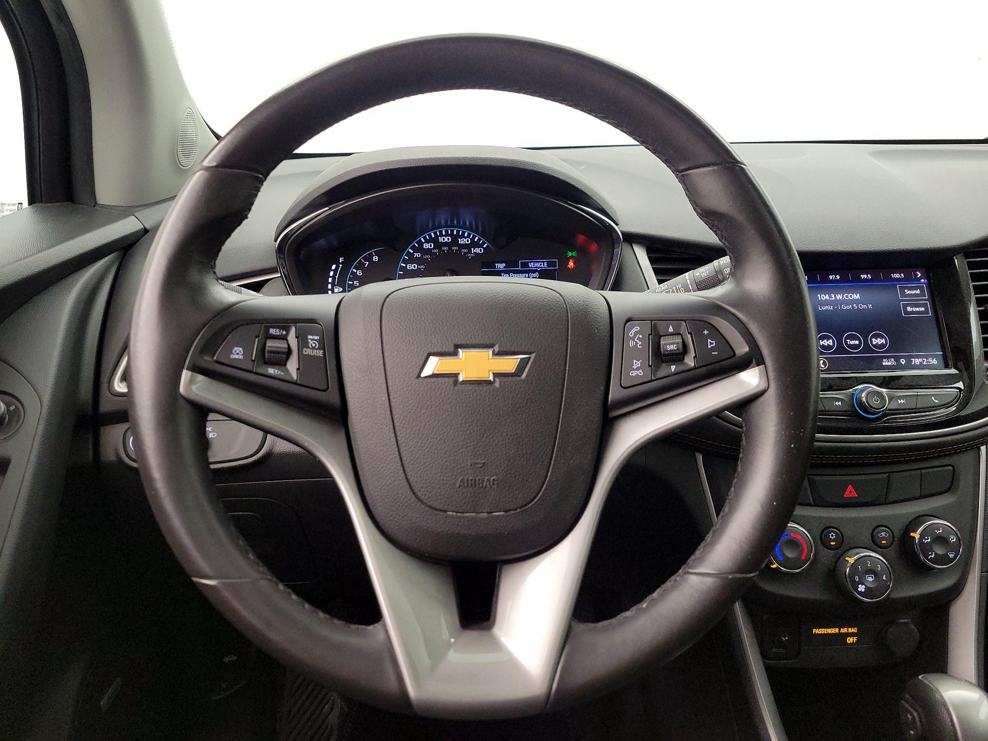Thumbnail: 2020 Chevrolet Trax - 10
