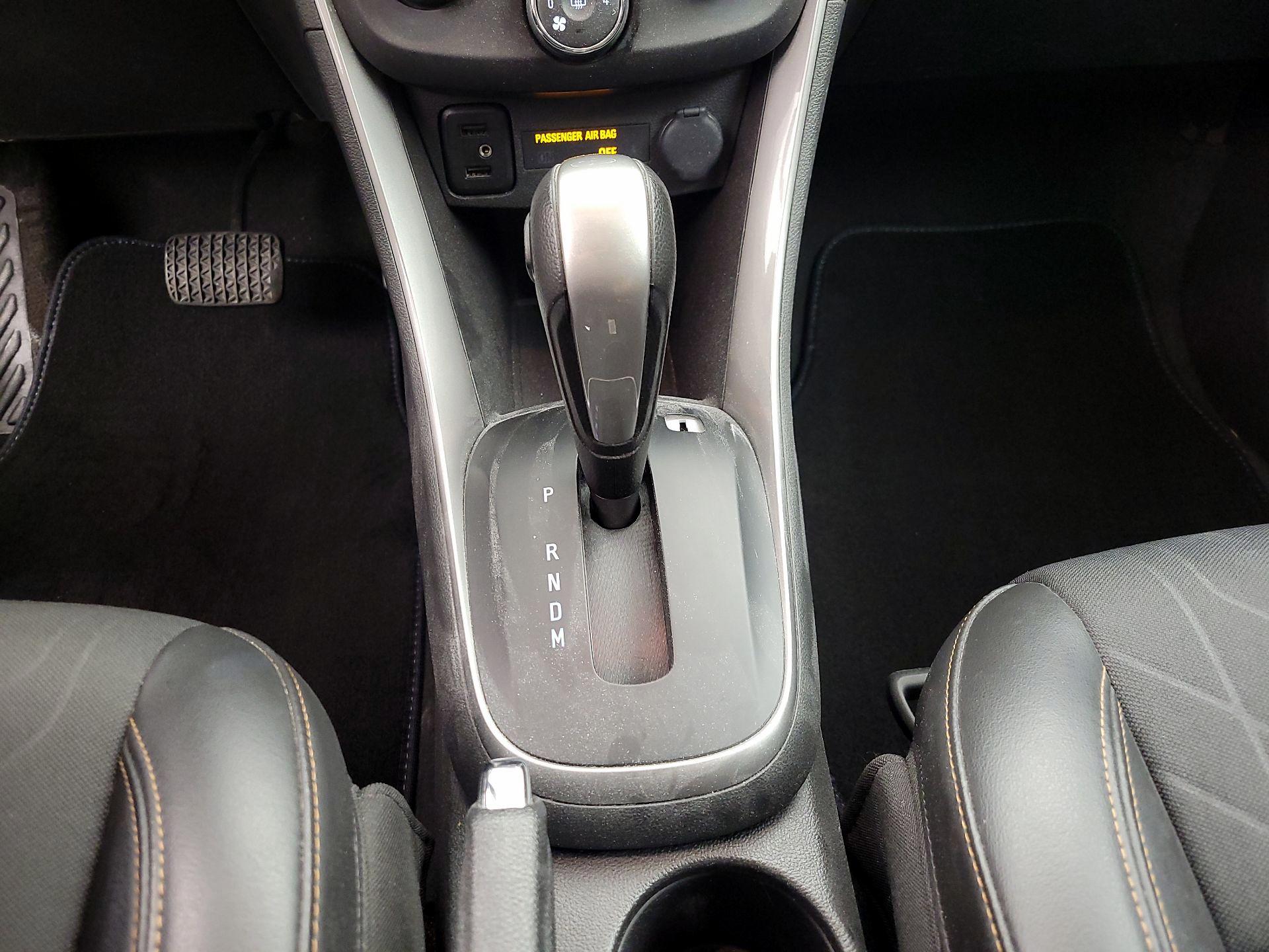 Thumbnail: 2020 Chevrolet Trax - 17