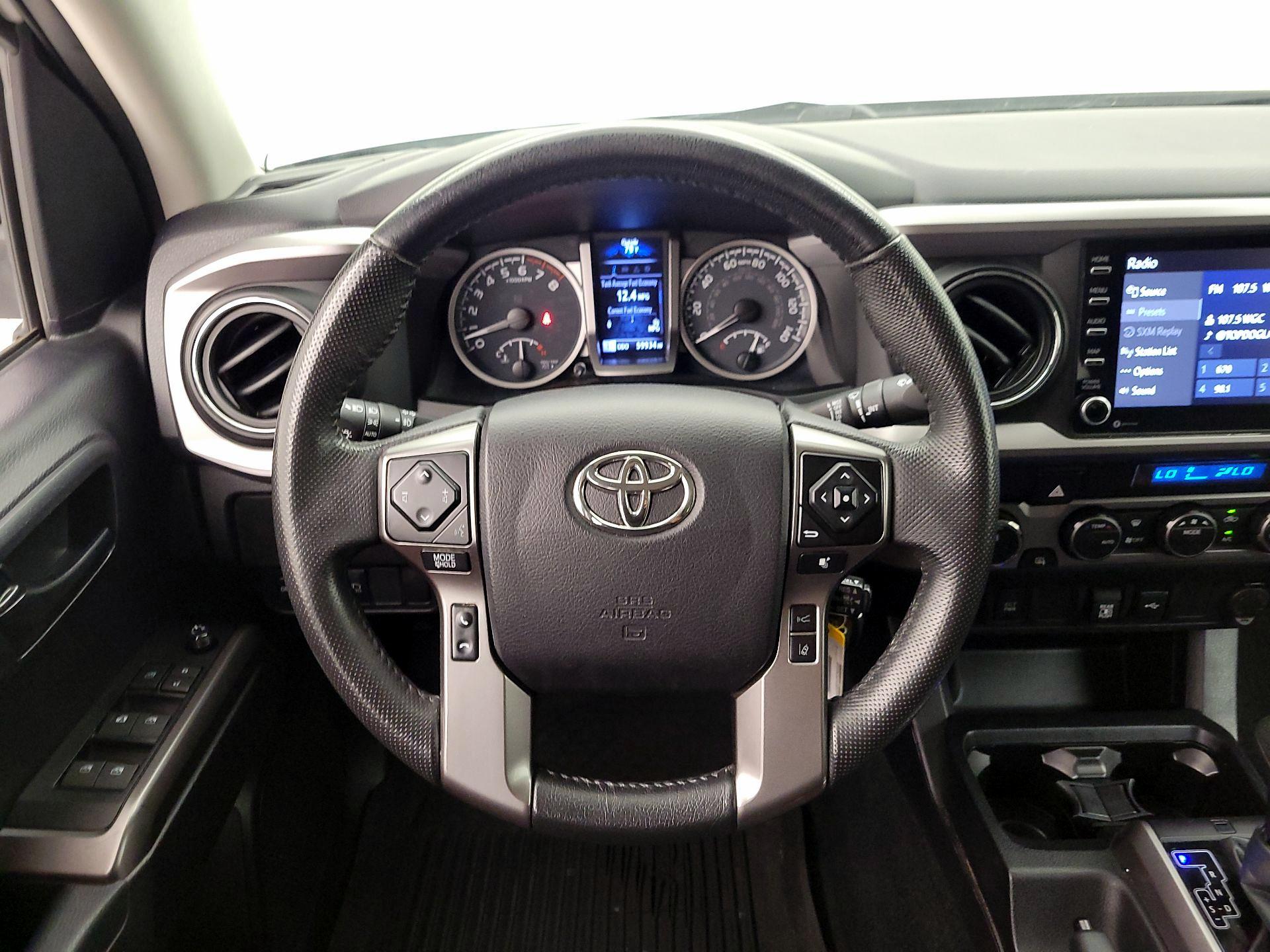 Thumbnail: 2021 Toyota Tacoma - 10