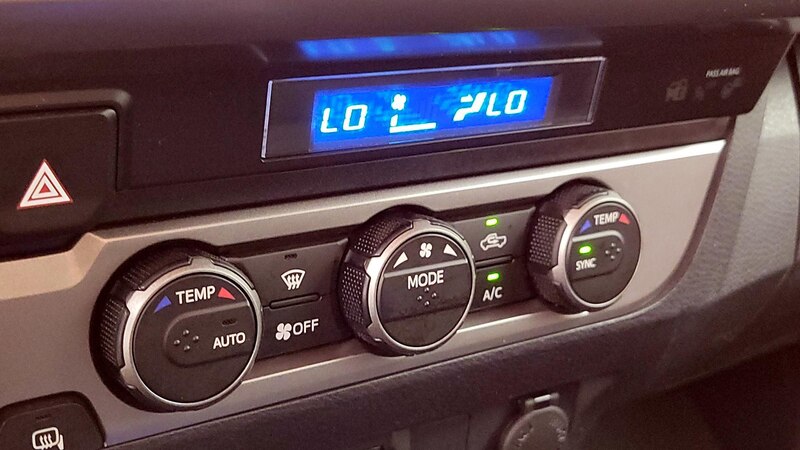 2021 Toyota Tacoma SR5 16