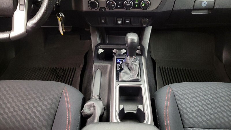 2021 Toyota Tacoma SR5 17