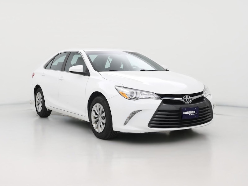 2016 Toyota Camry LE -
                  Hillside, IL