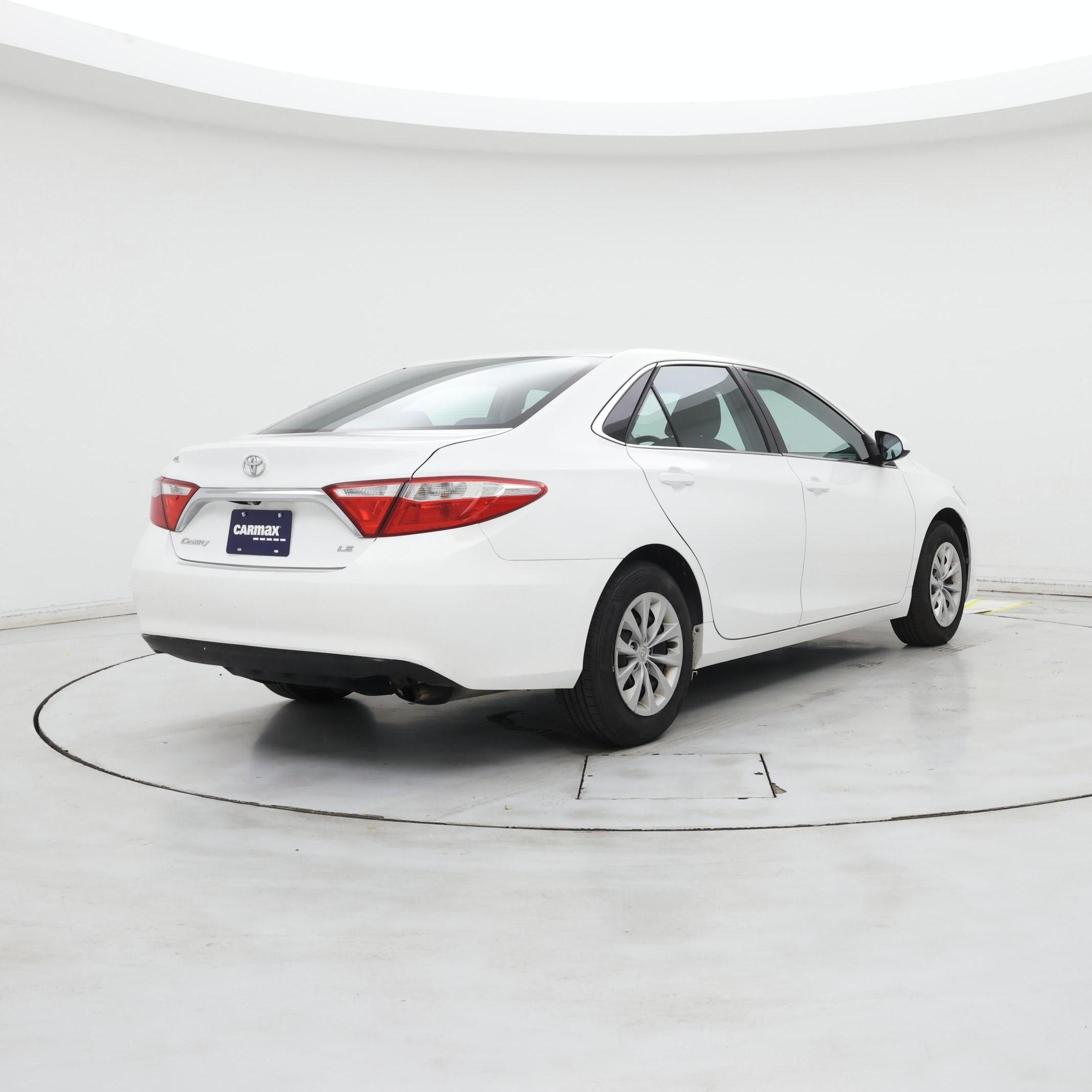 Thumbnail: 2016 Toyota Camry - 8