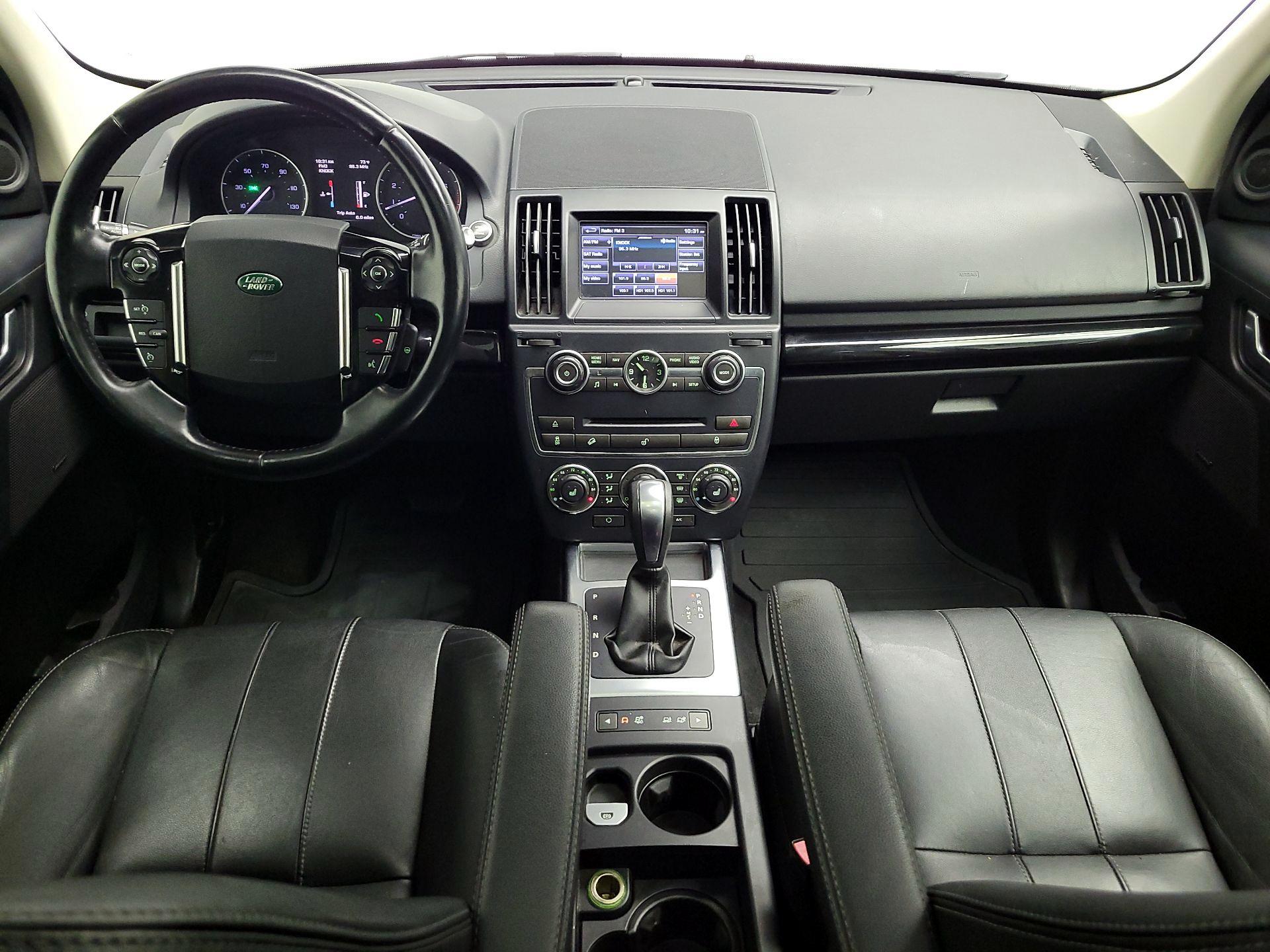 Thumbnail: 2014 Land Rover LR2 - 9