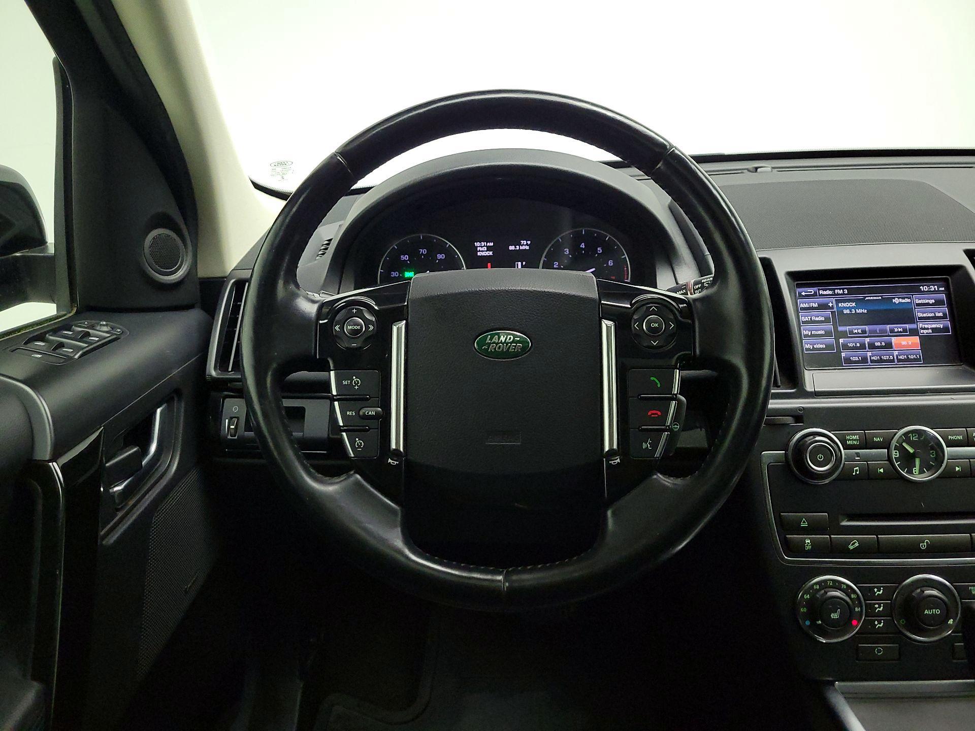 Thumbnail: 2014 Land Rover LR2 - 10