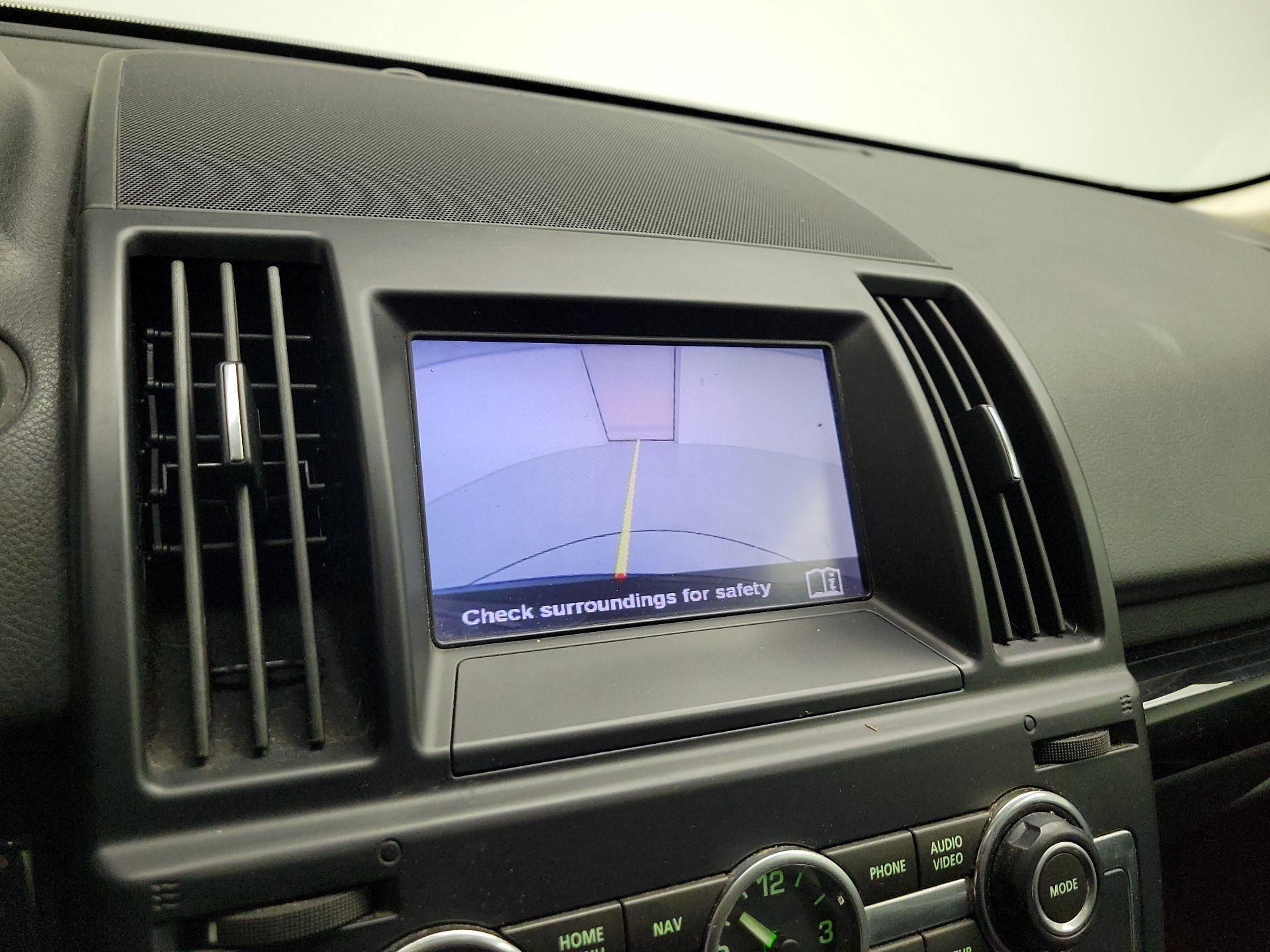 Thumbnail: 2014 Land Rover LR2 - 13